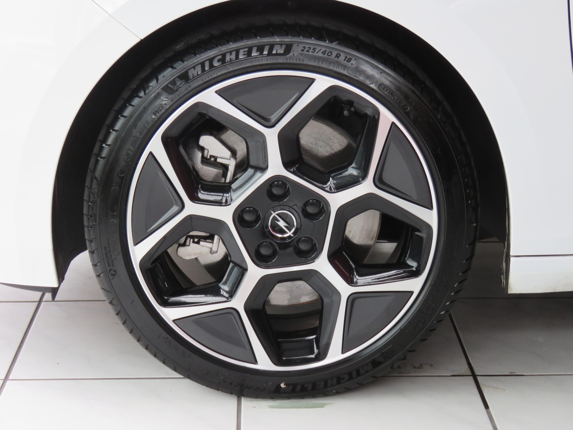 OPEL Astra 1.6 PHEV Turbo Swiss Plus Automat-image-28