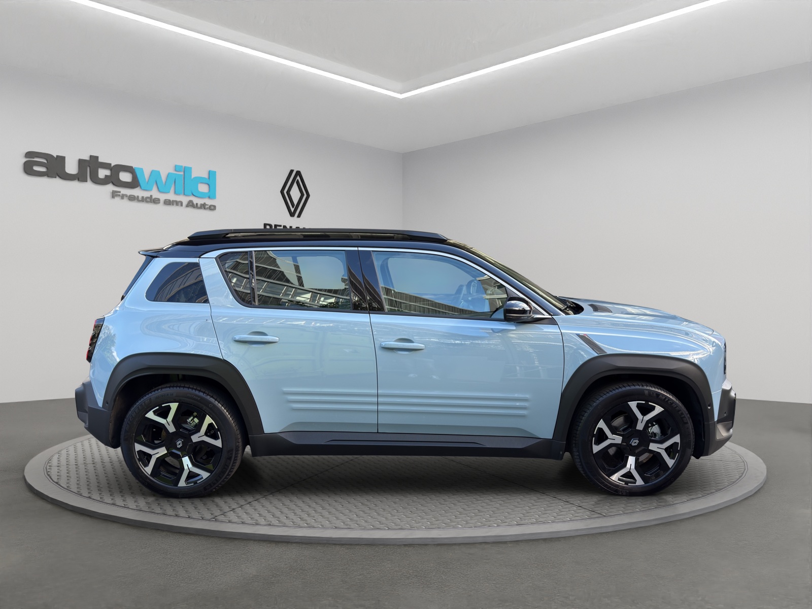 RENAULT R4 E-Tech Comfort Range 52 kWh Techno-image-11