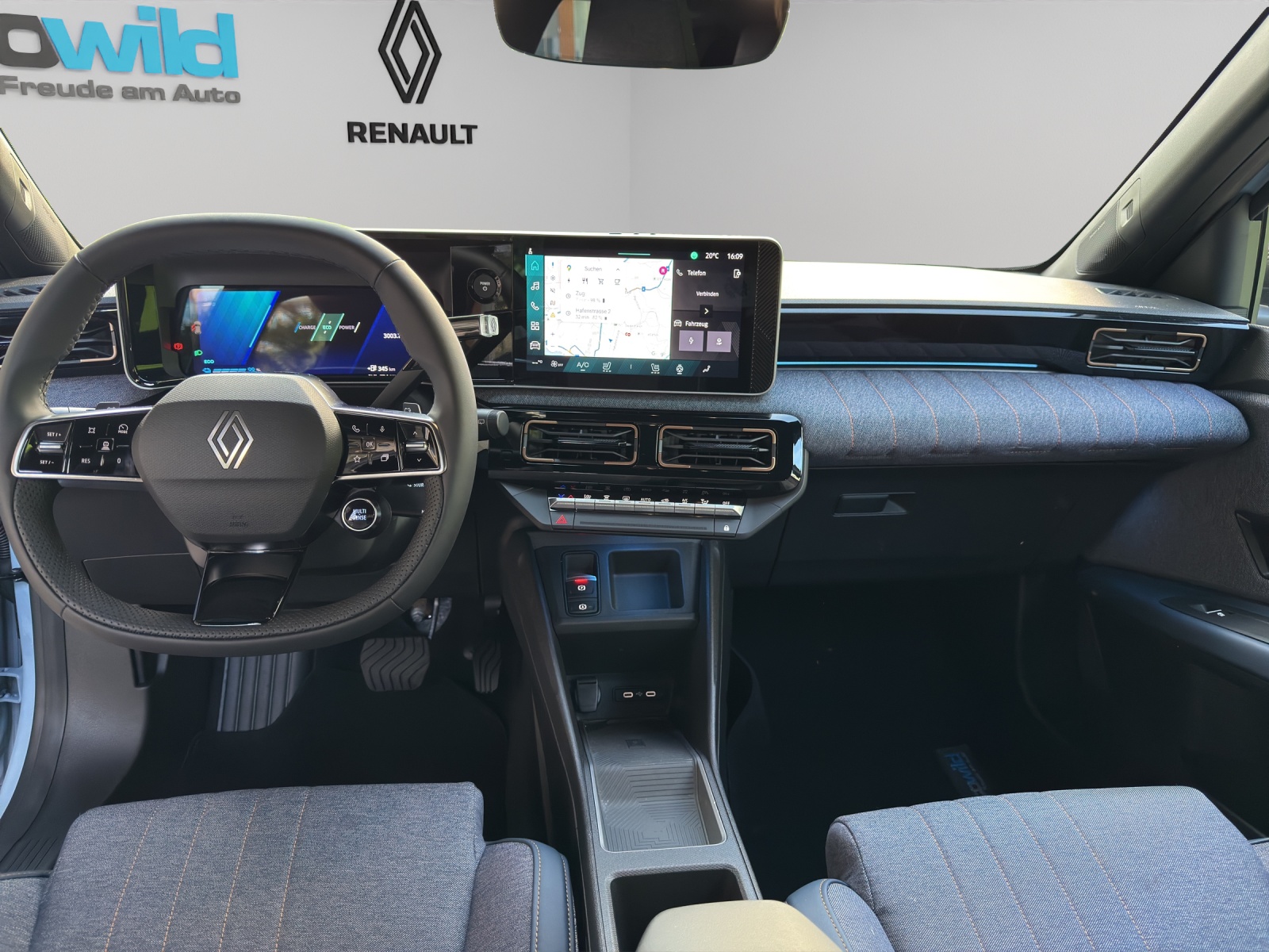 RENAULT R4 E-Tech Comfort Range 52 kWh Techno-image-2