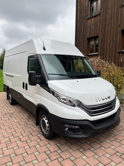 IVECO 35S16VA8 3520L H2