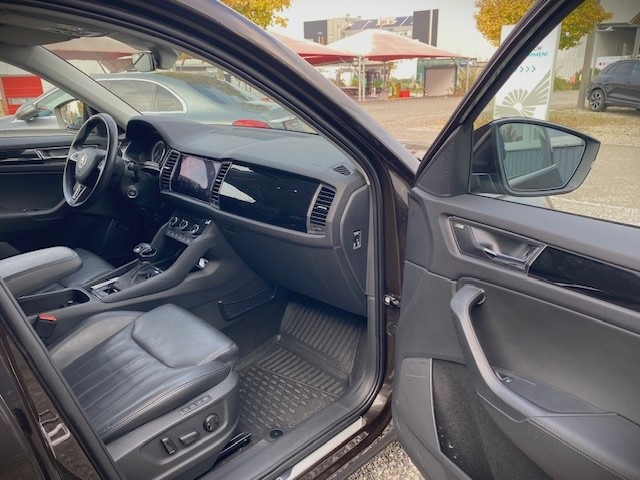SKODA Kodiaq 2.0 TSI L & K DSG-image-13
