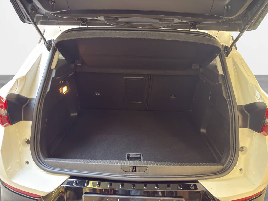 OPEL Grandland 1.6 T PHEV GS-image-8