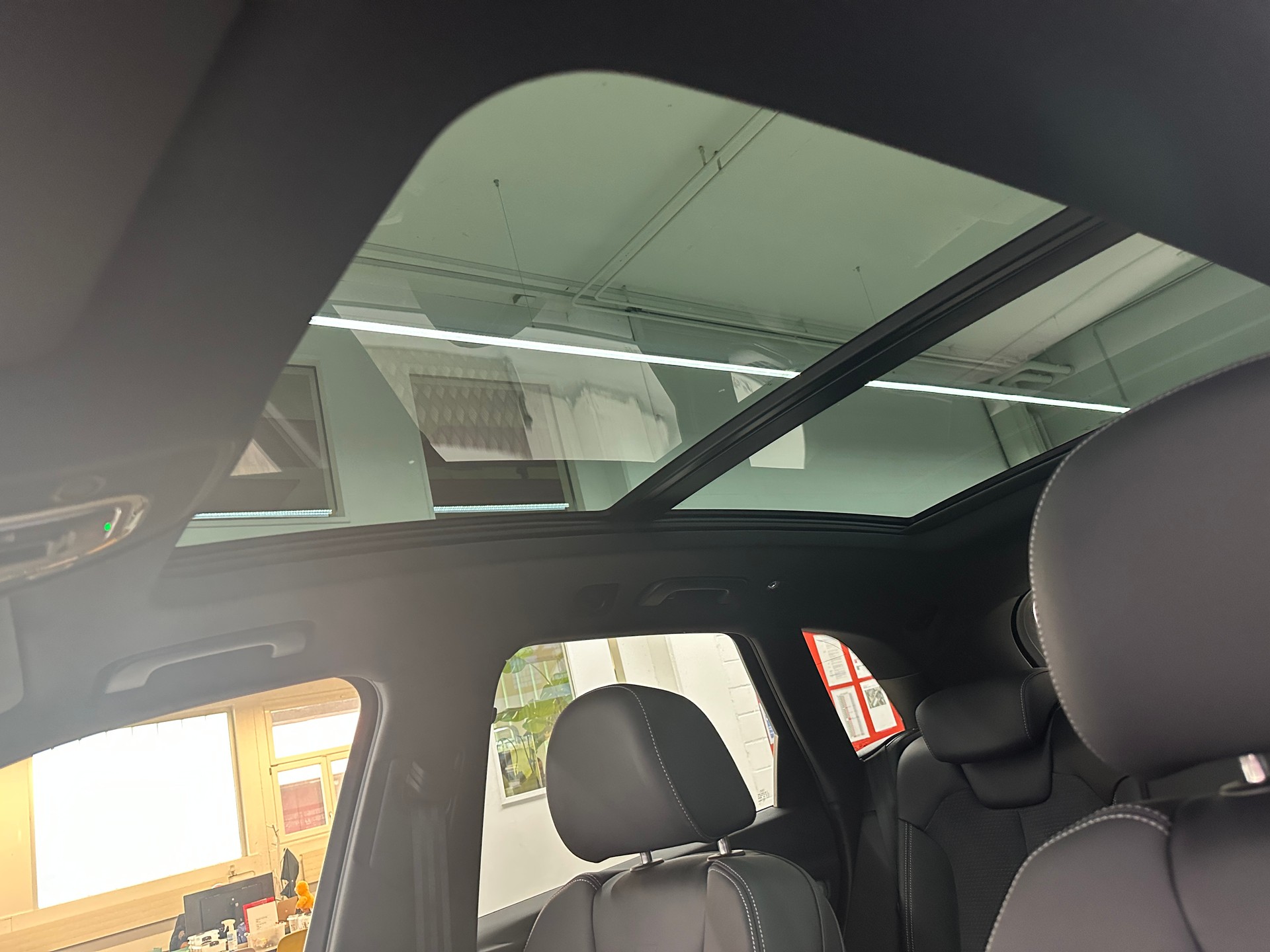AUDI Q5 50 TFSI e quattro S line-image-14