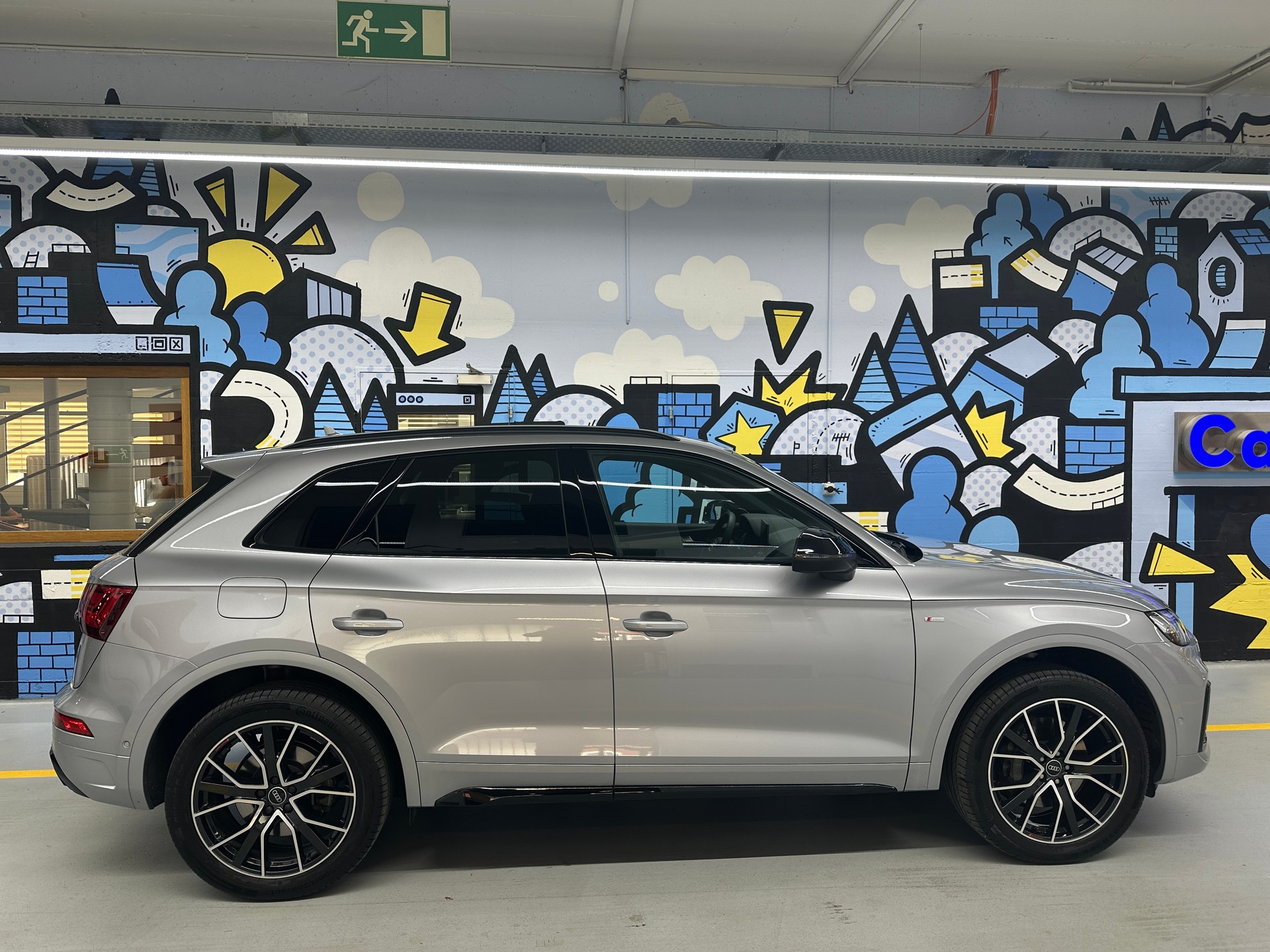 AUDI Q5 50 TFSI e quattro S line-image-2