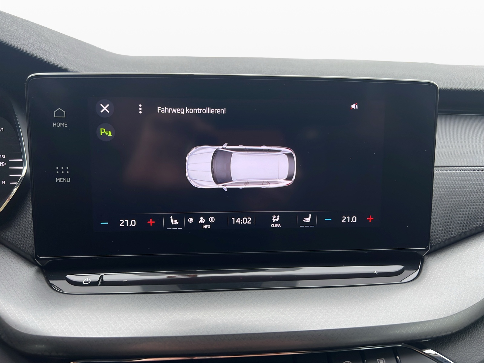 SKODA Octavia Combi 1.0 TSI mHEV DSG Ambition-image-13