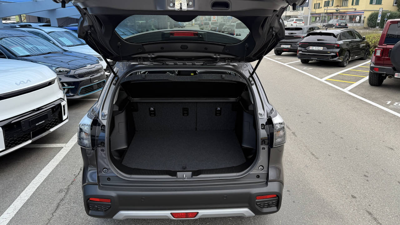 SUZUKI S-Cross 1.4 T Compact Top Hybrid 4x4-image-5
