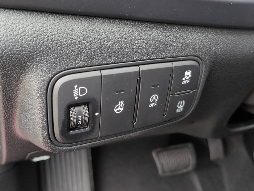 HYUNDAI i20 1.0 T-GDi Amplia Safe Tec-image-8