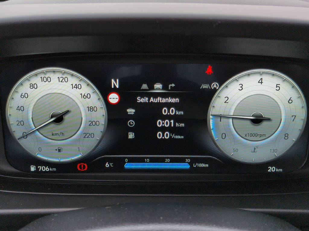 HYUNDAI i20 1.0 T-GDi Amplia Safe Tec-image-12