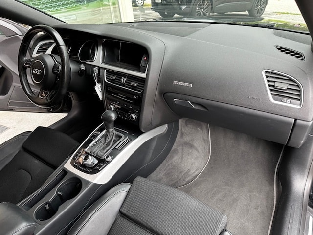 AUDI A5 Sportback 2.0 TDI quattro S-tronic-image-9