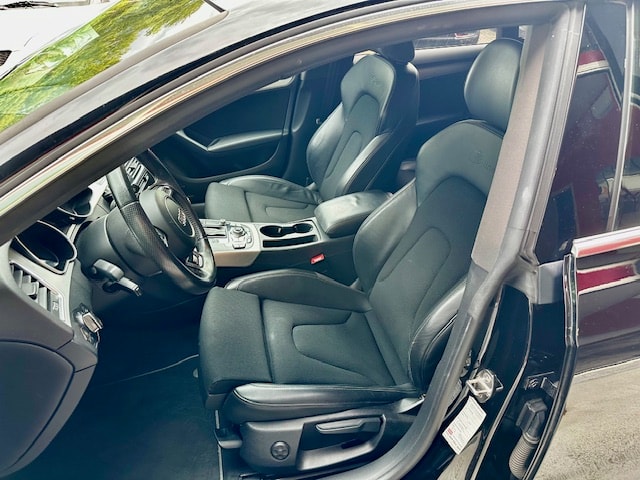 AUDI A5 Sportback 2.0 TDI quattro S-tronic-image-10