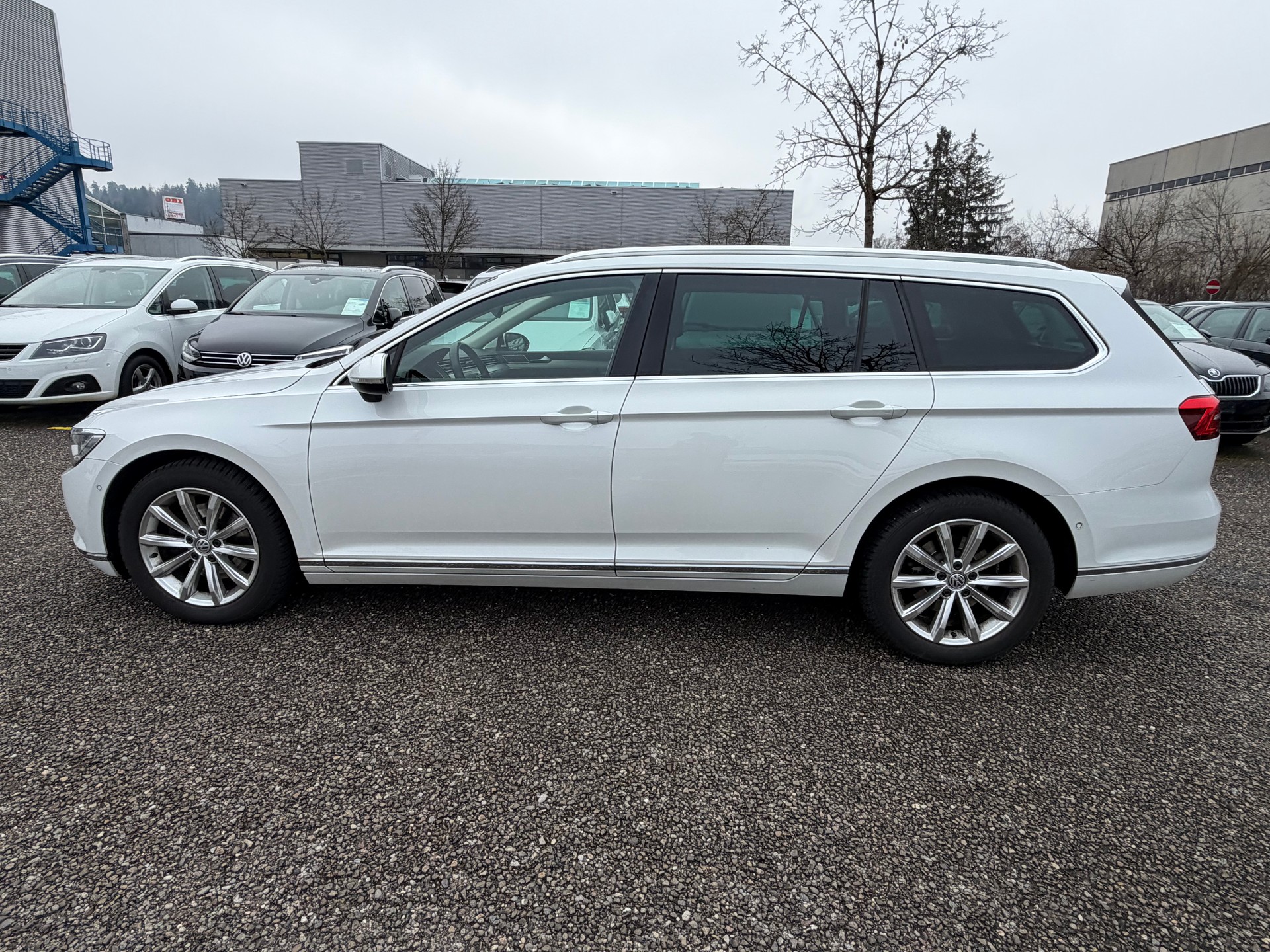 VW Passat Variant 2.0 TDI BMT Highline DSG-image-7