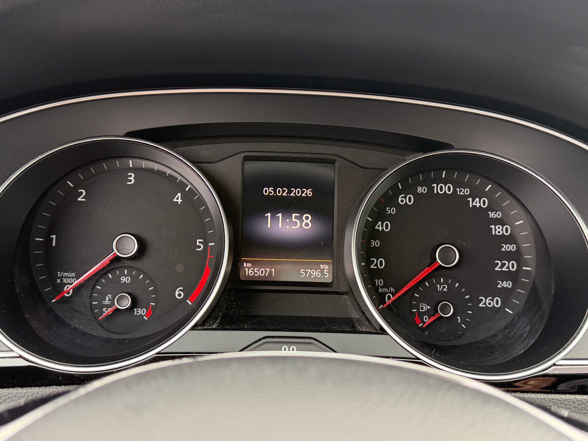 VW Passat Variant 2.0 TDI BMT Highline DSG-image-15