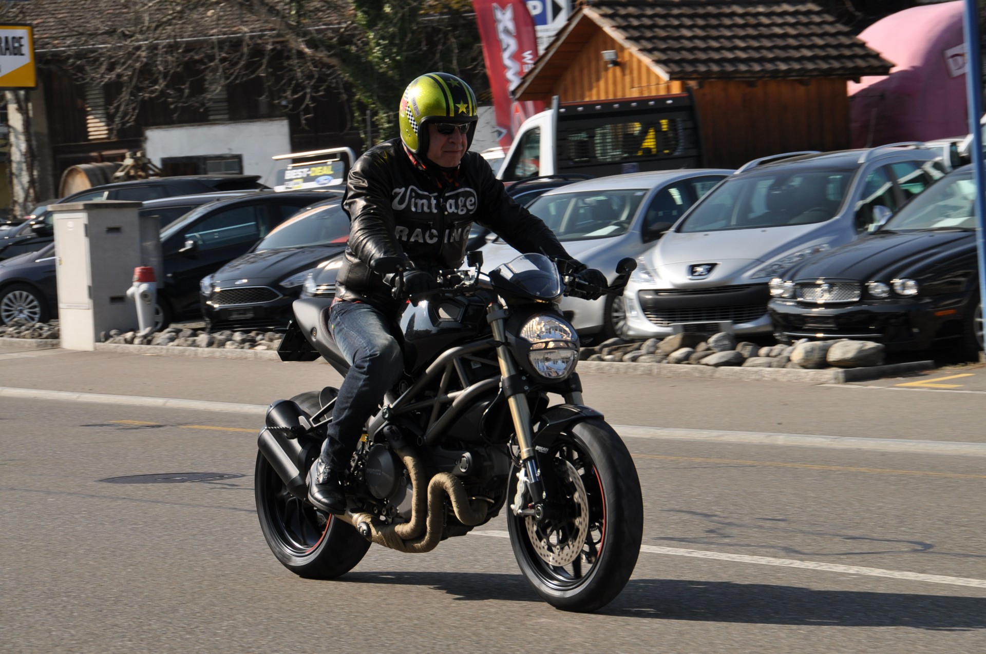 DUCATI EVO 1100 (Top Zustand inkl. Karbonteile)