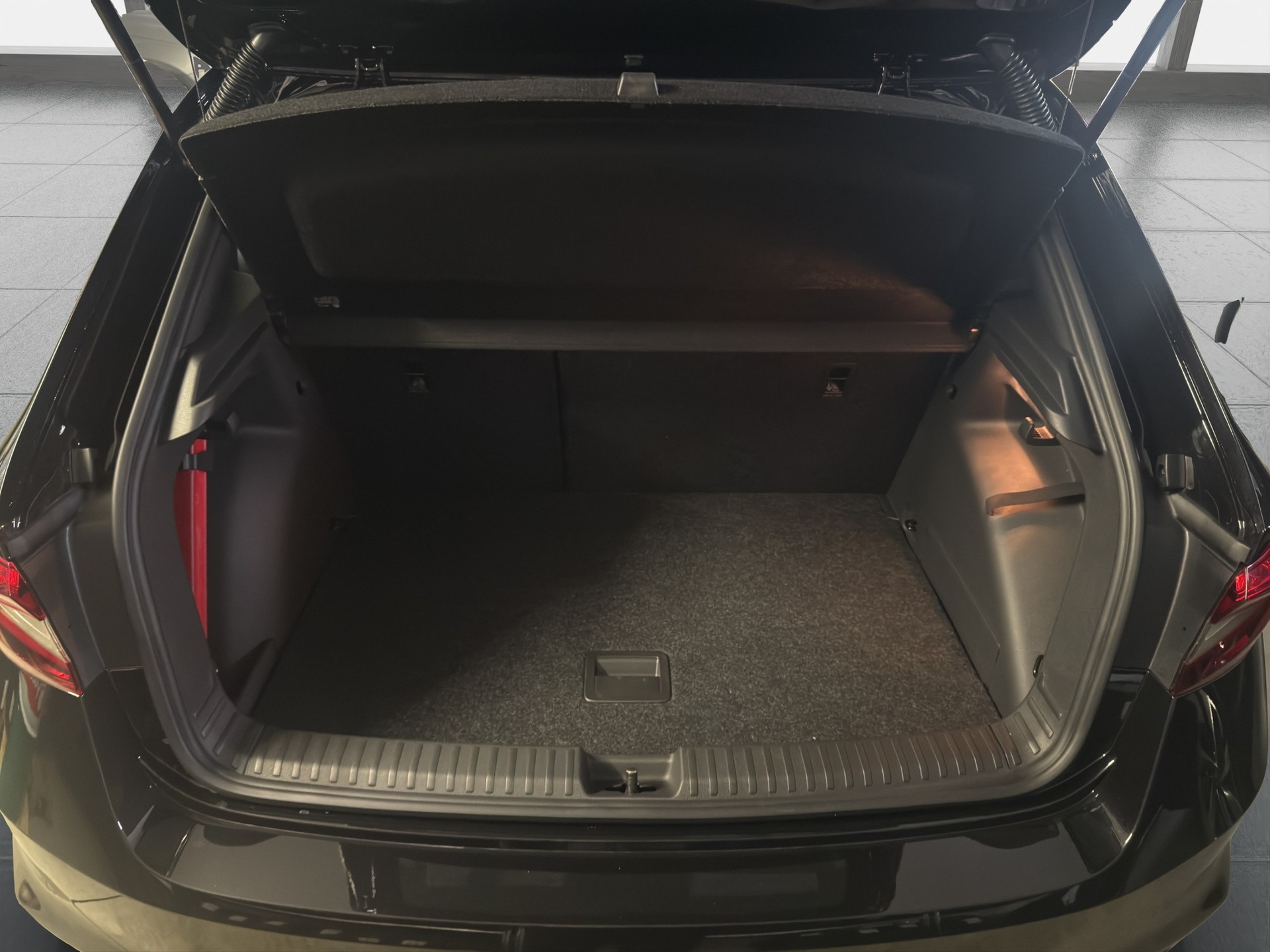 SKODA Fabia 1.5 TSI 130 DSG-image-12