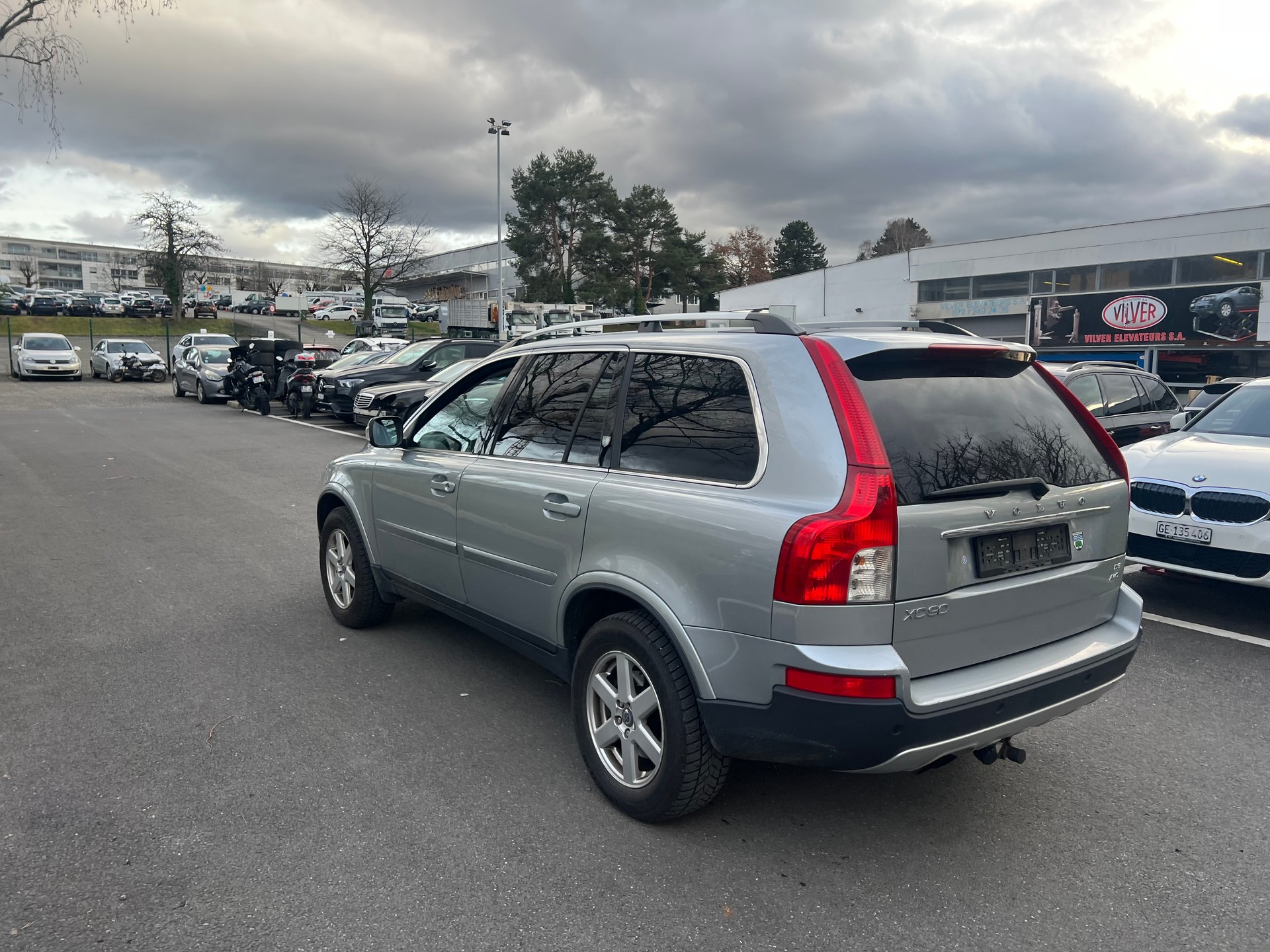 VOLVO XC90 D5 AWD Ocean Race Geartronic-image-4