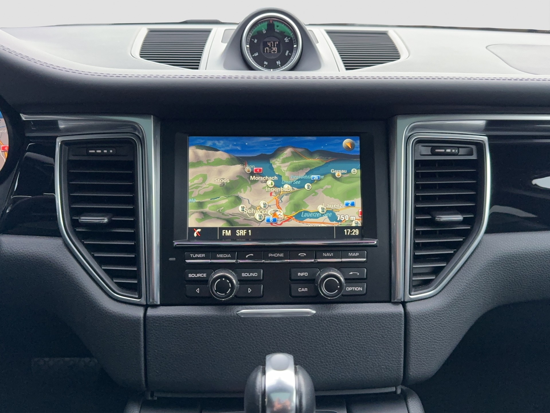 PORSCHE Macan S PDK-image-5