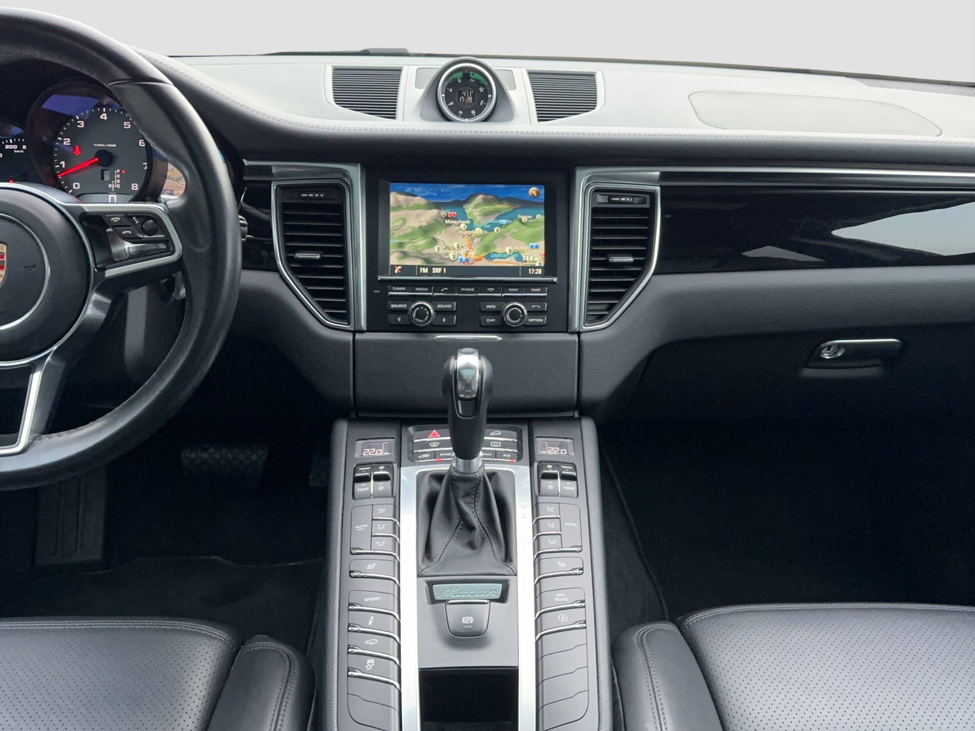 PORSCHE Macan S PDK-image-4