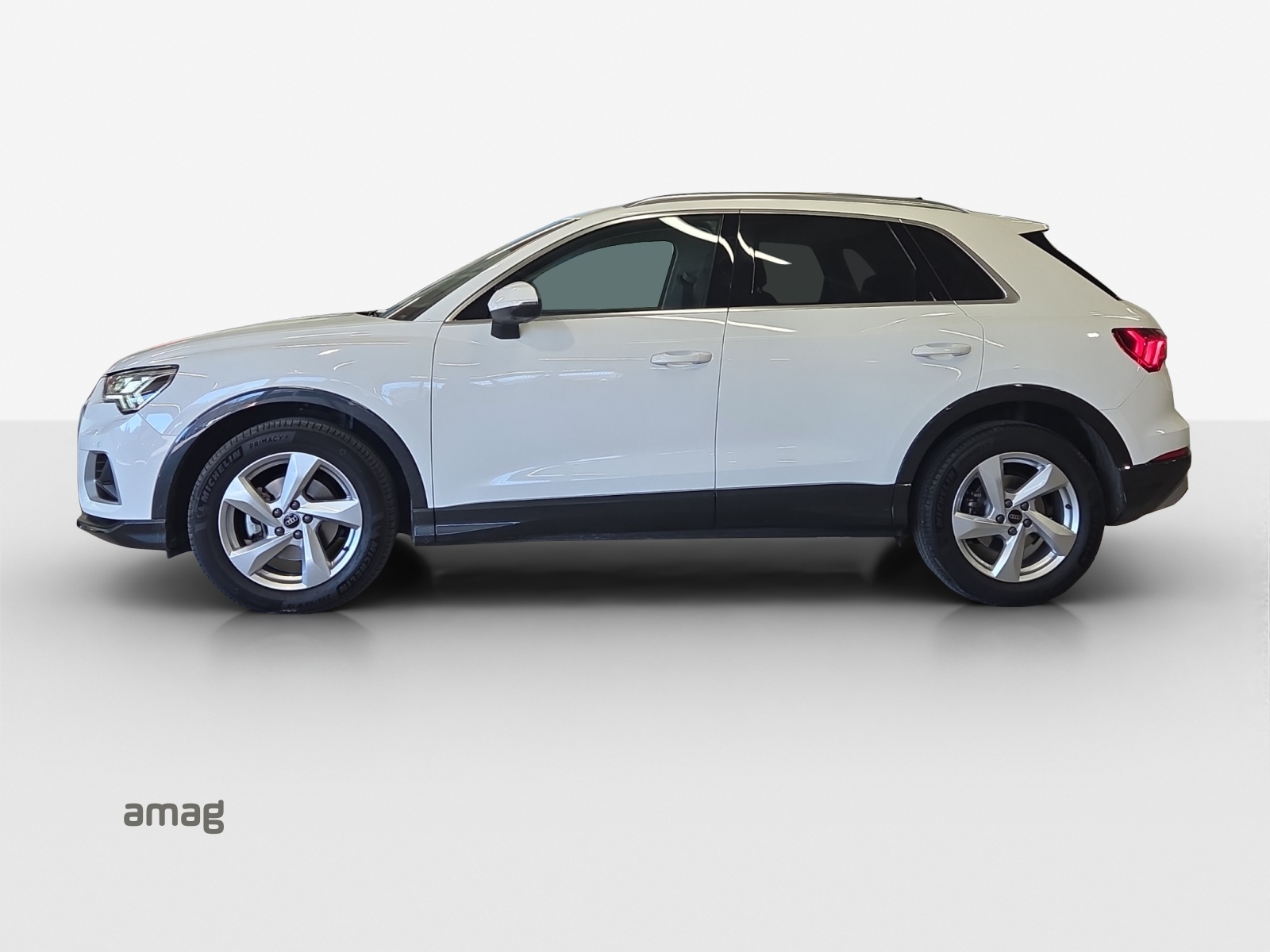AUDI Q3 35 TFSI advanced Attraction S-tronic-image-1