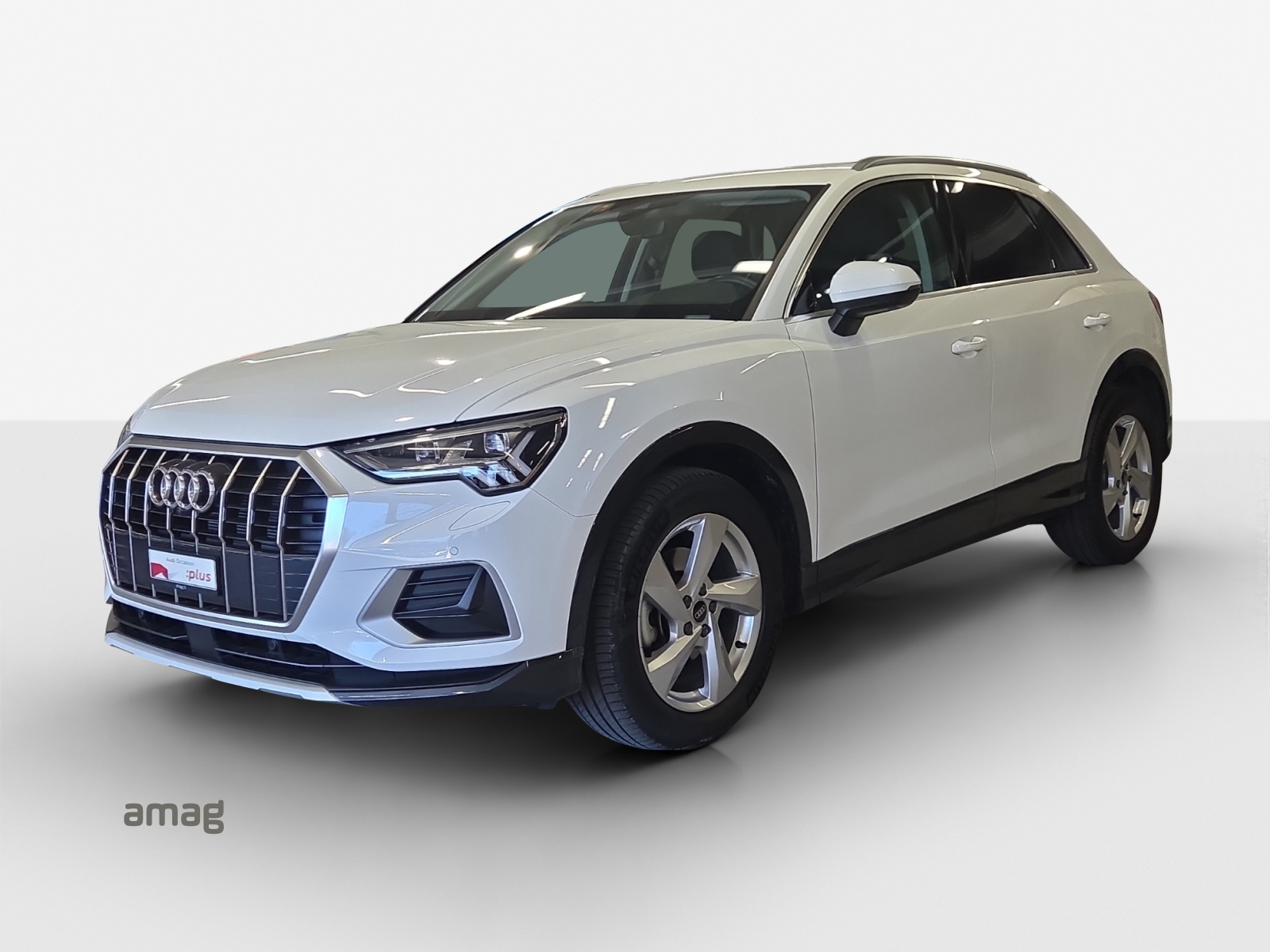 AUDI Q3 35 TFSI advanced Attraction S-tronic-image-0