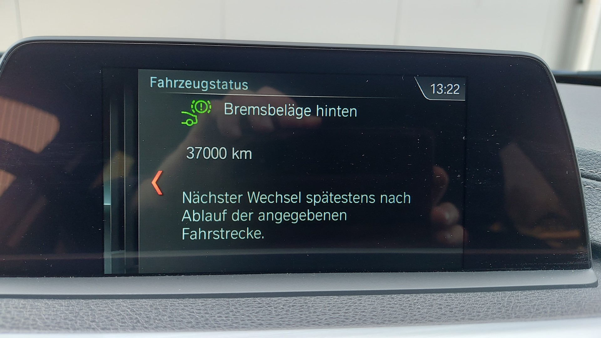 BMW 320d xDrive Touring Sport Line Steptronic-image-14
