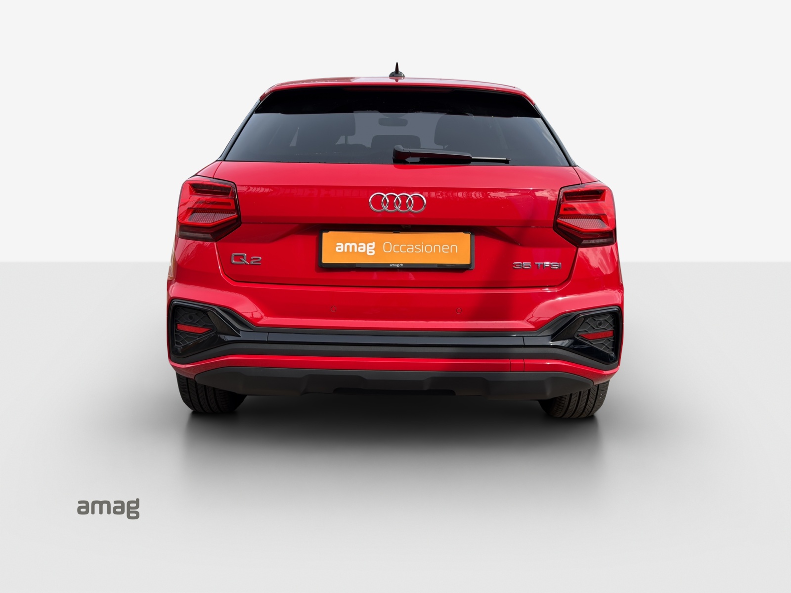 AUDI Q2 35 TFSI S line S-tronic-image-3