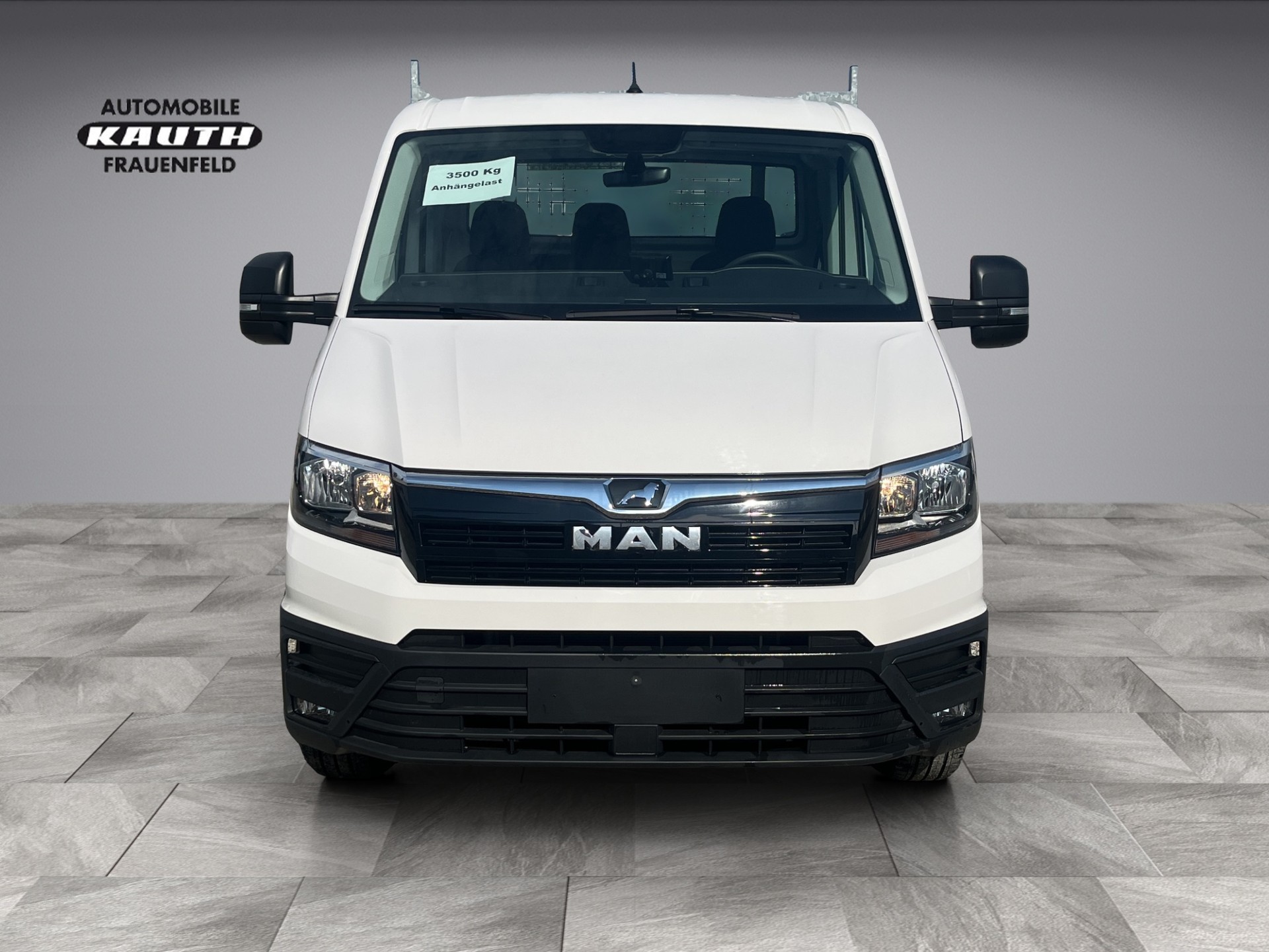 MAN TGE 3 Seiten-Kipper,-showroom-element-3