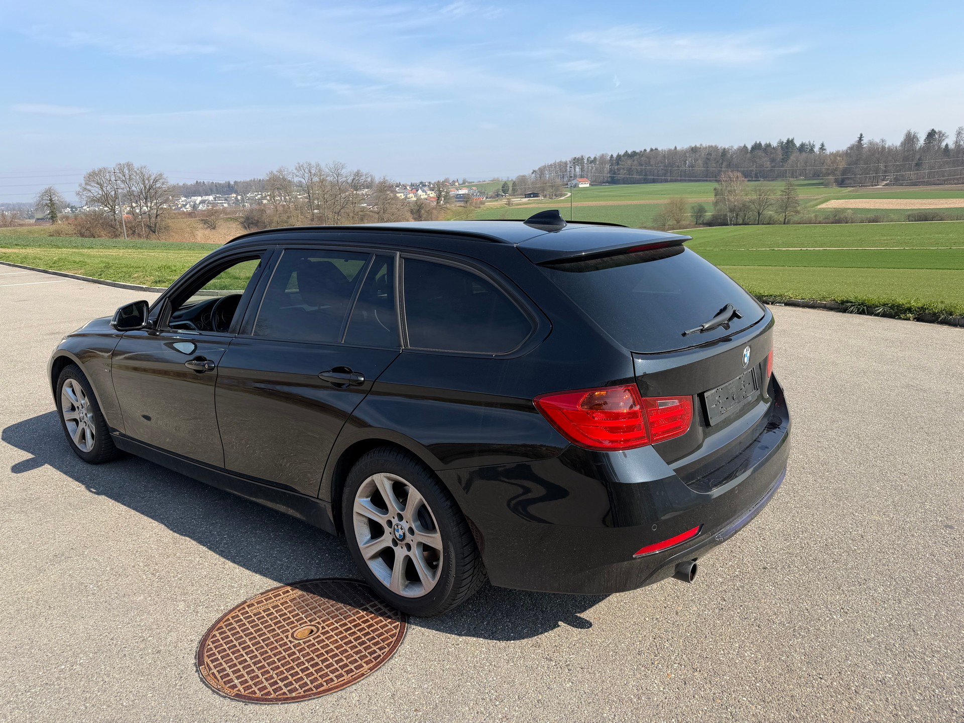 BMW 318d Touring Sport Line Steptronic-image-2