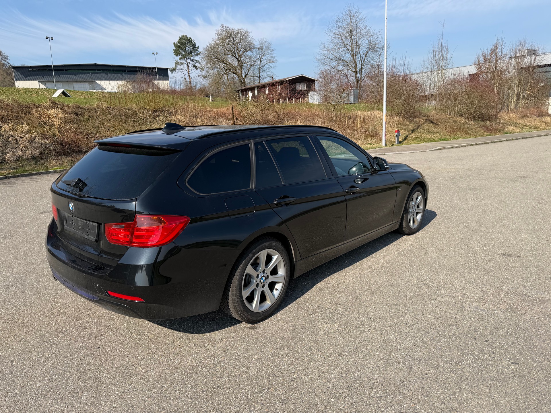 BMW 318d Touring Sport Line Steptronic-image-3