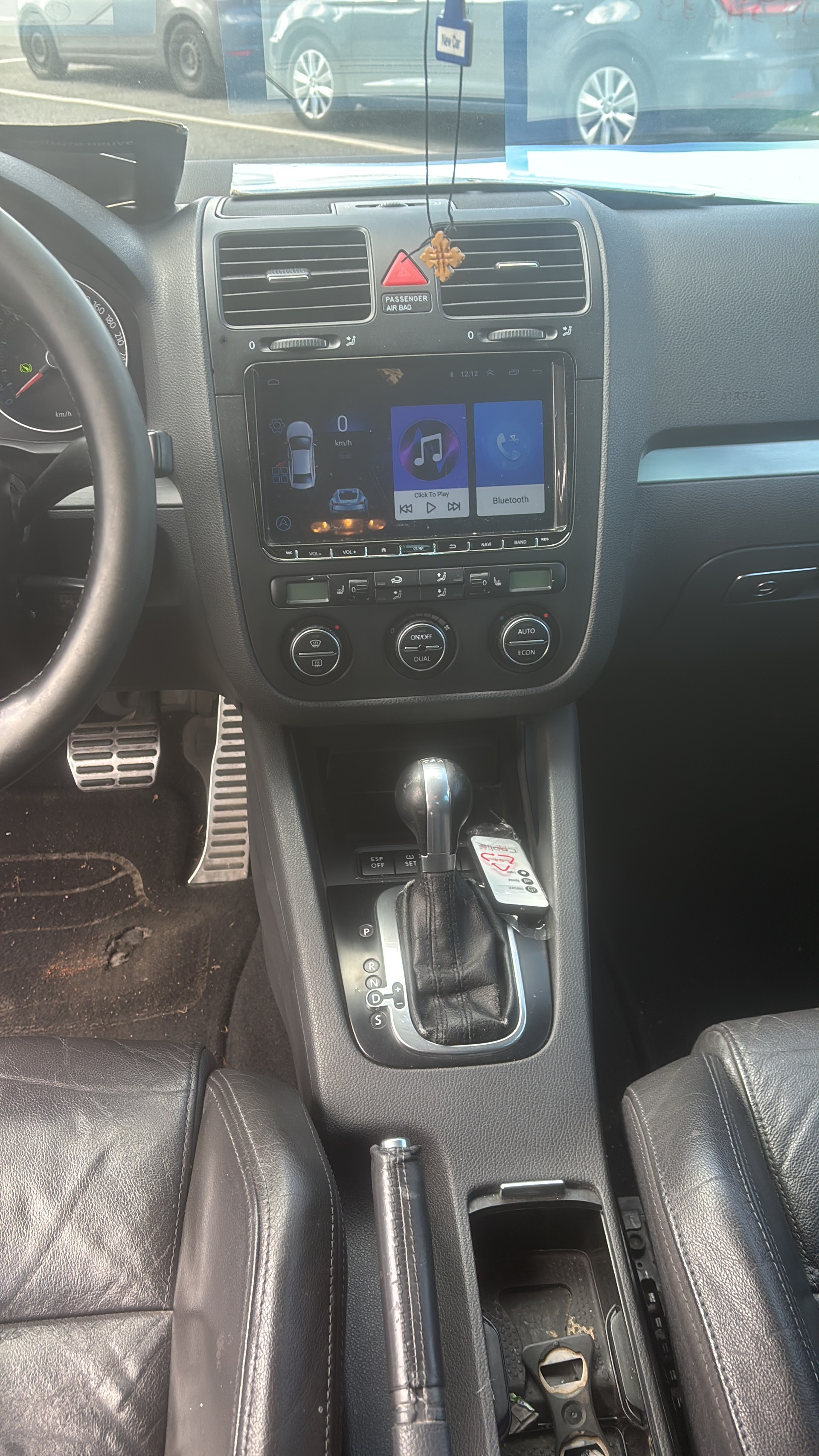 SEAT Leon ST 1.5 TGI CNG SWISS FR-image-5
