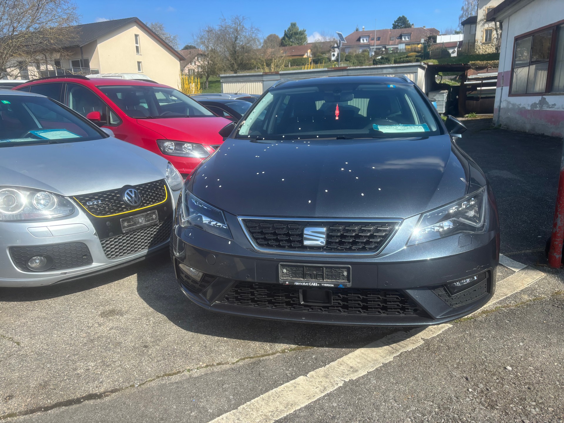 SEAT Leon ST 1.5 TGI CNG SWISS FR-image-0