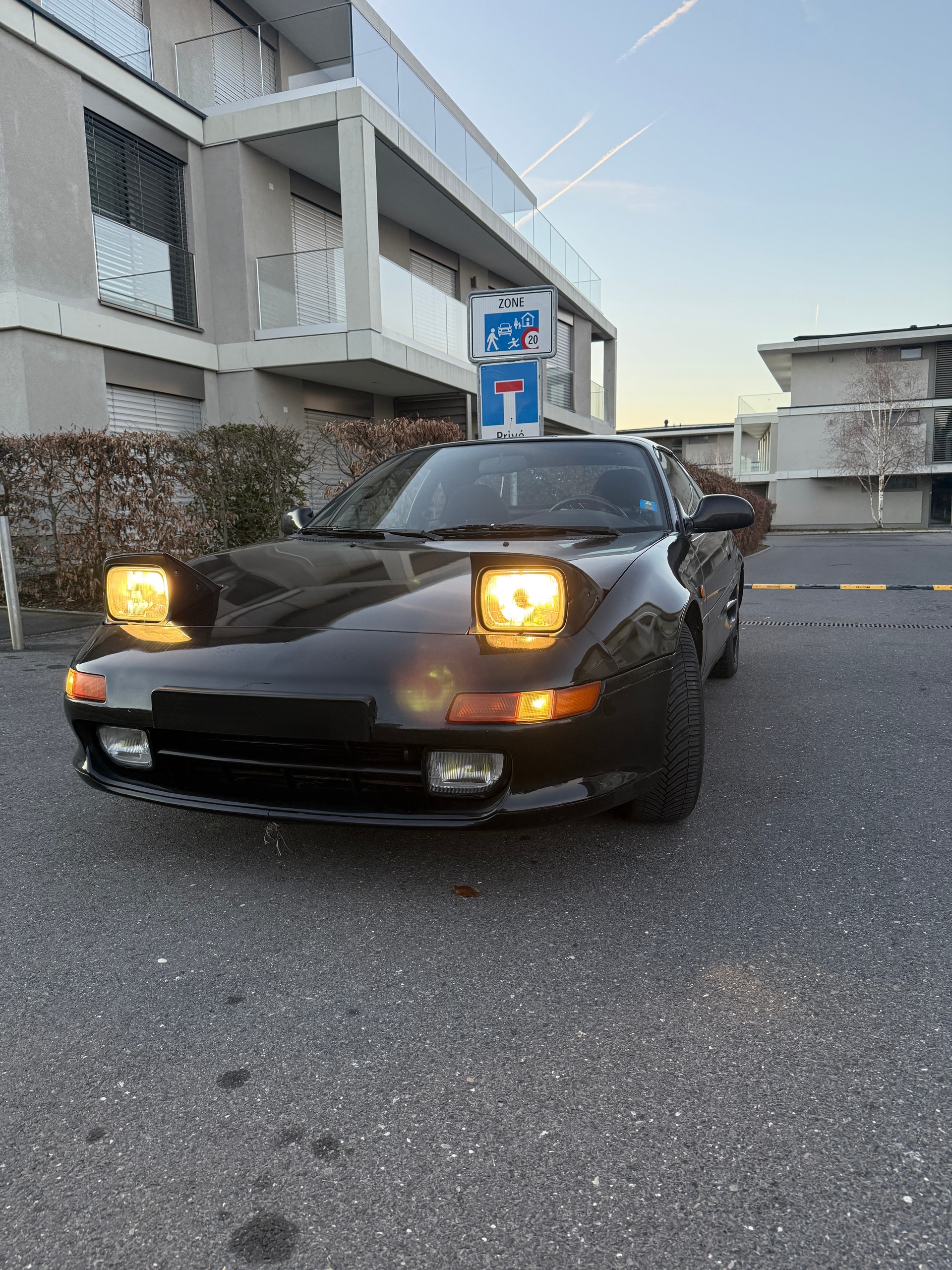 TOYOTA MR2 2.0-image-2