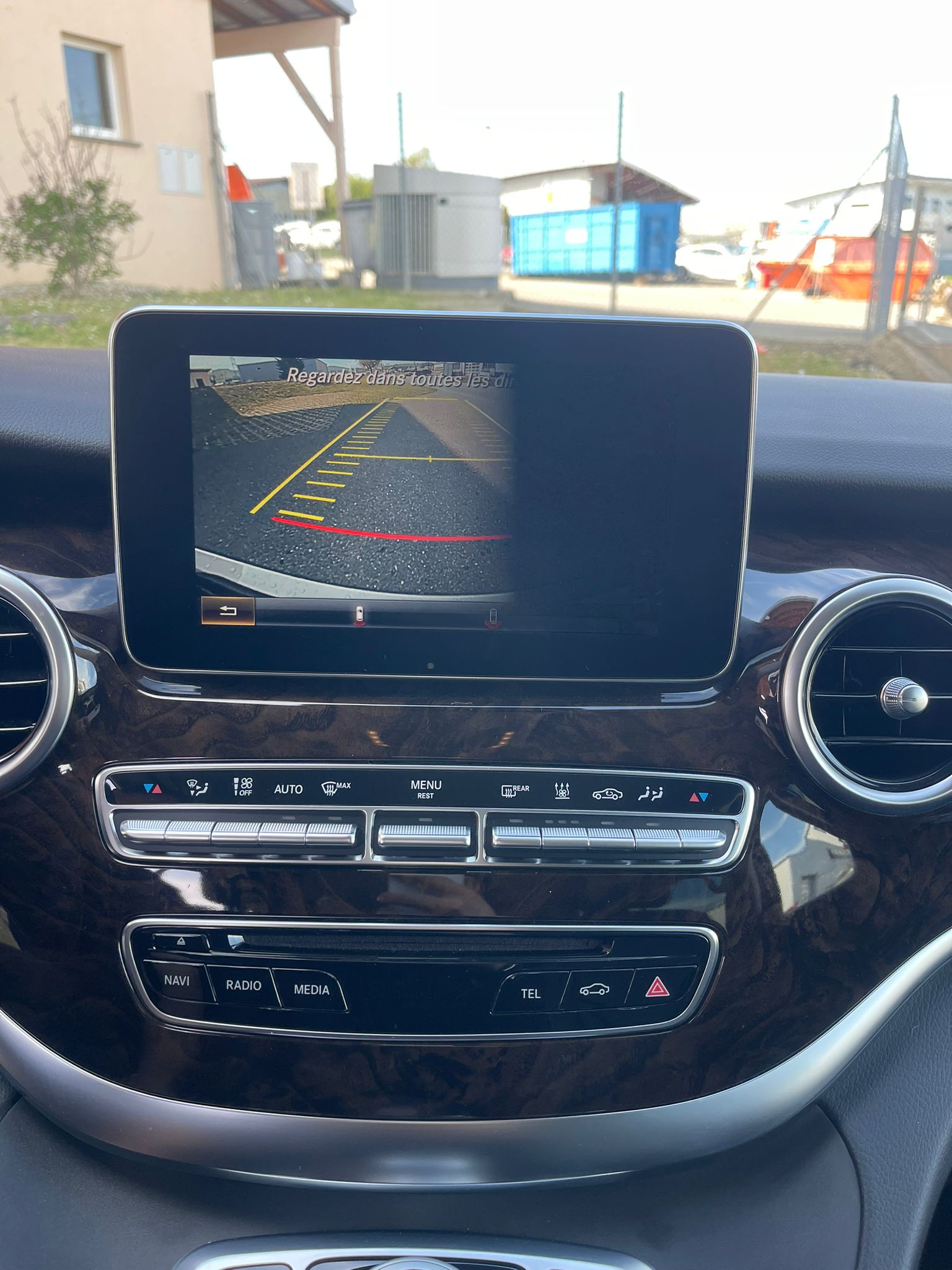 MERCEDES-BENZ V 250 d Avantgarde lang 4Matic 7G-Tronic-image-8