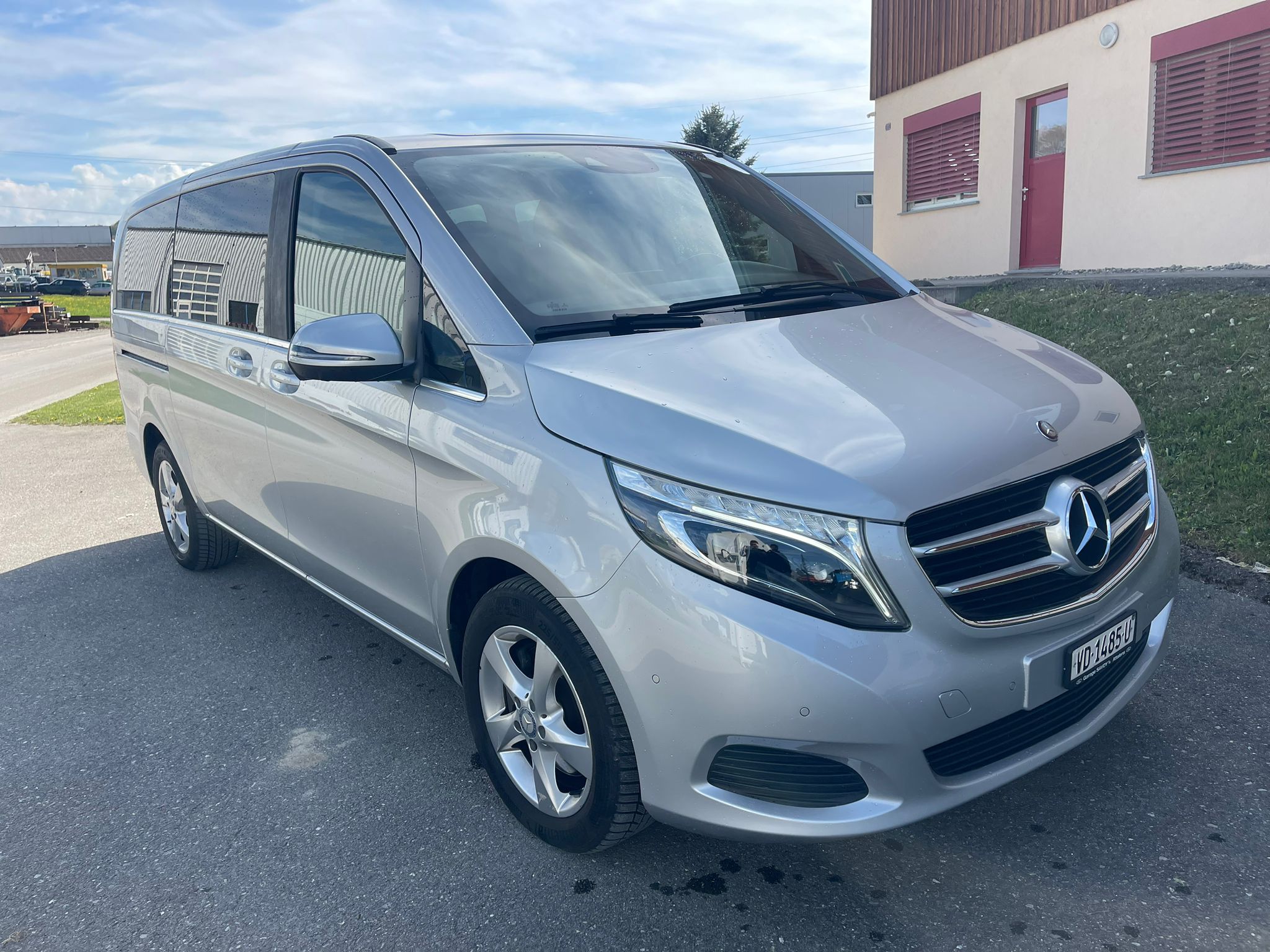 Car photo