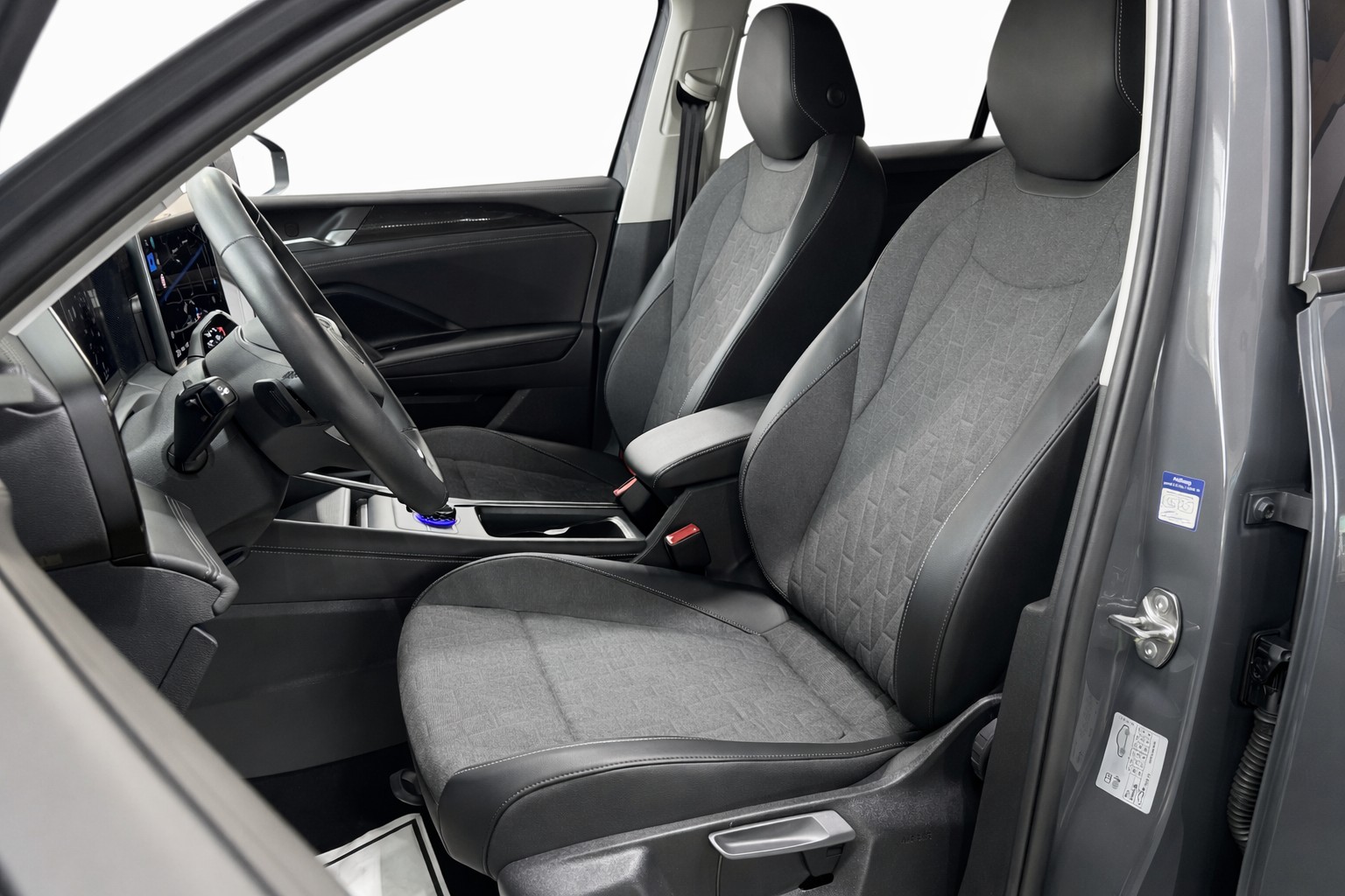 VW Tiguan 2.0 TDI SCR Elegance DSG * Anhängerkupplung *-image-10