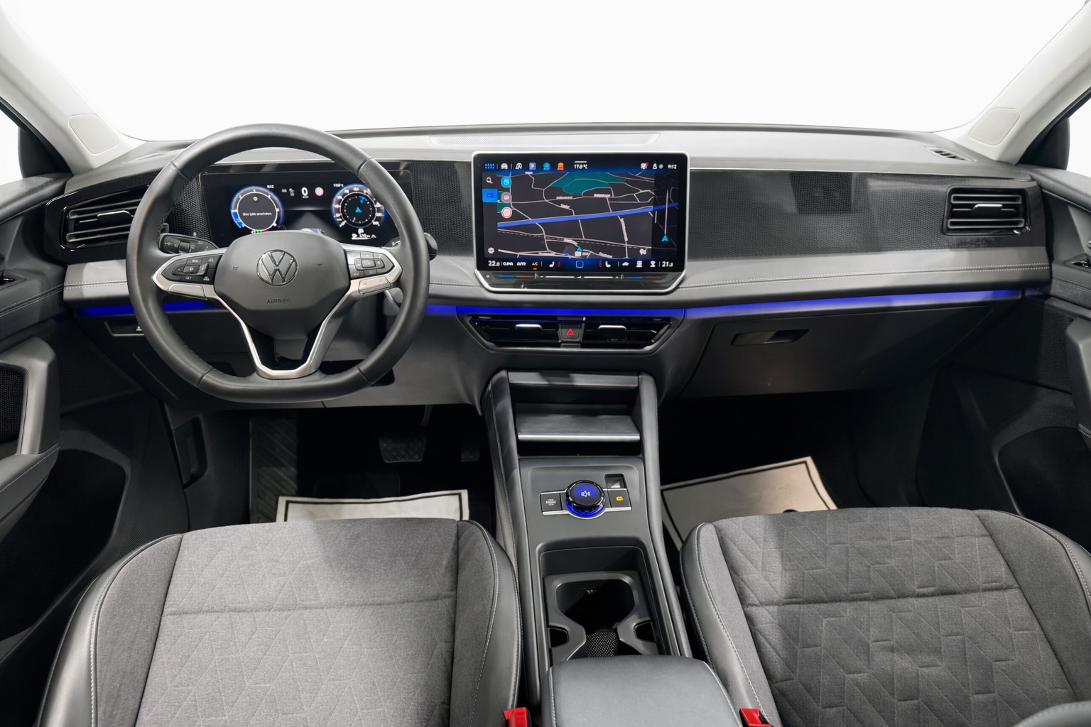 VW Tiguan 2.0 TDI SCR Elegance DSG * Anhängerkupplung *-image-7