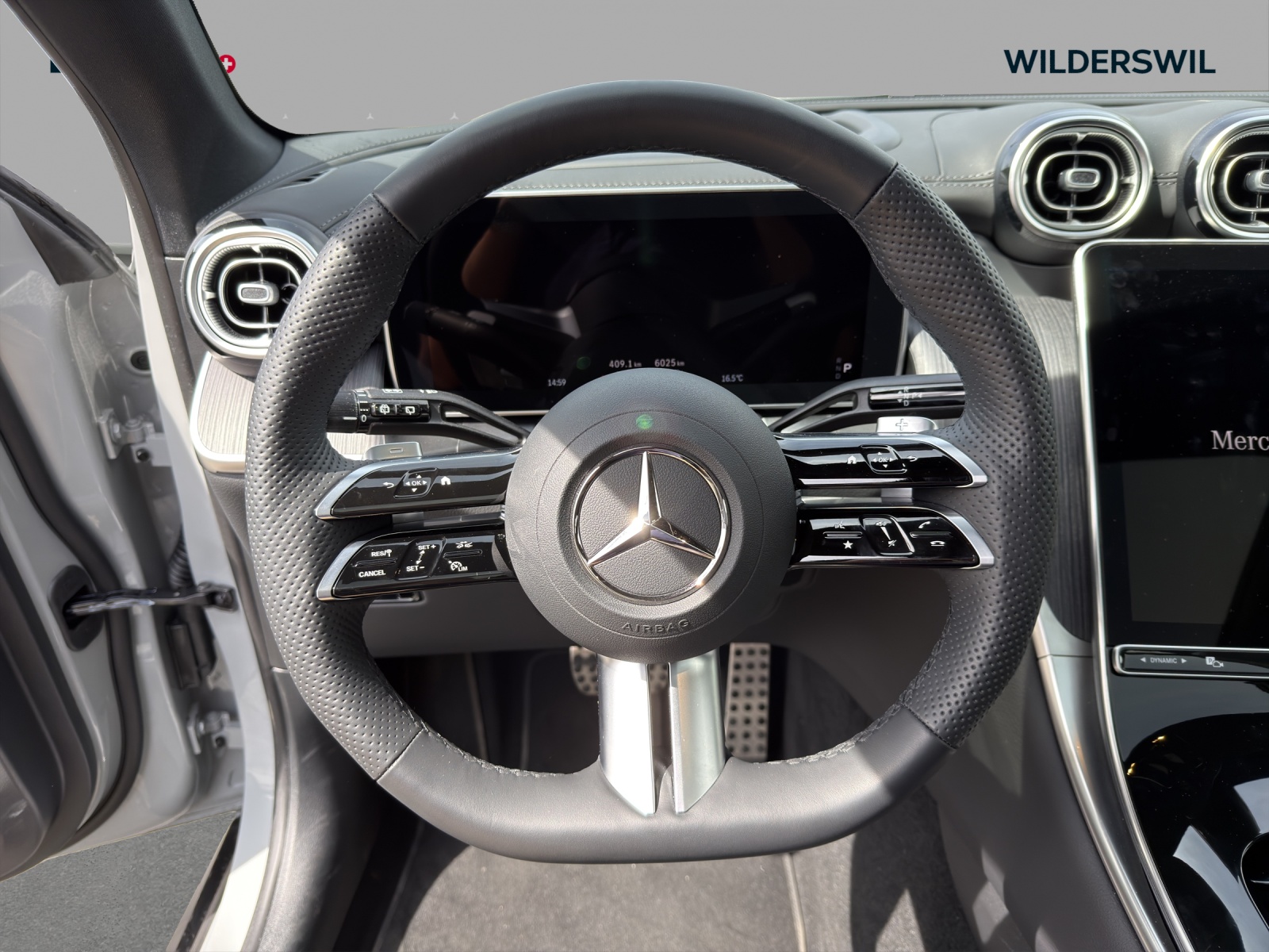 MERCEDES-BENZ GLC 220 d 4Matic 9G-Tronic-image-9