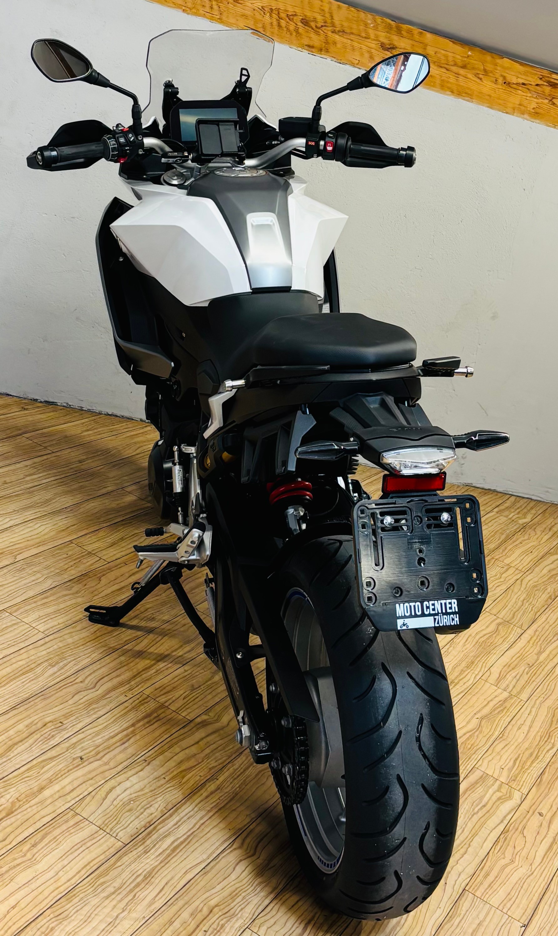 BMW F 900 XR A2 (35kW) ABS-image-4