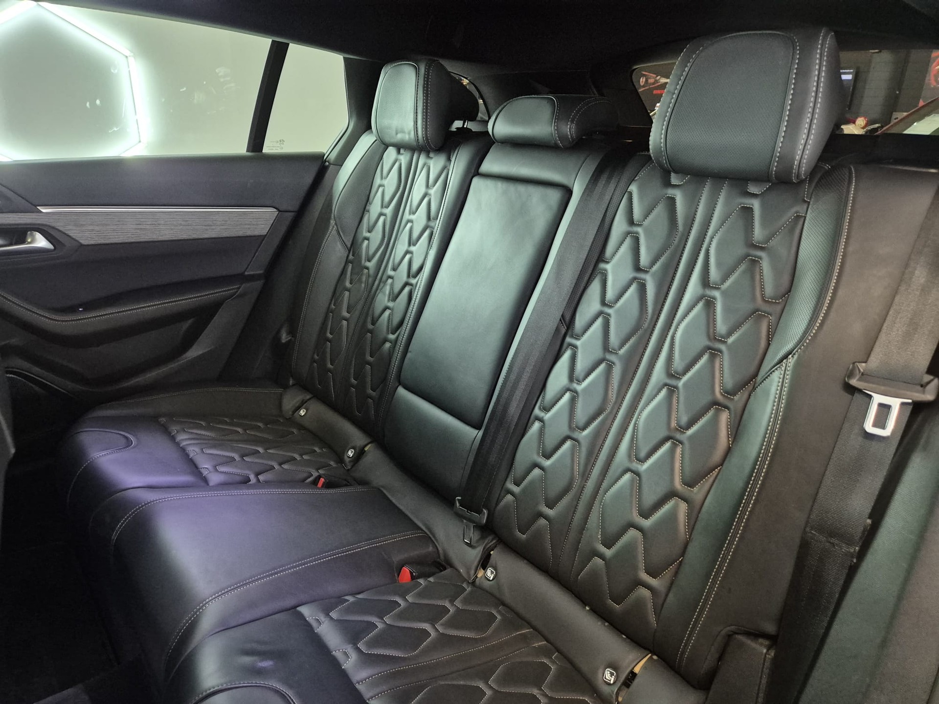 PEUGEOT 508 SW 1.6i Pure Tech GT STT-image-16