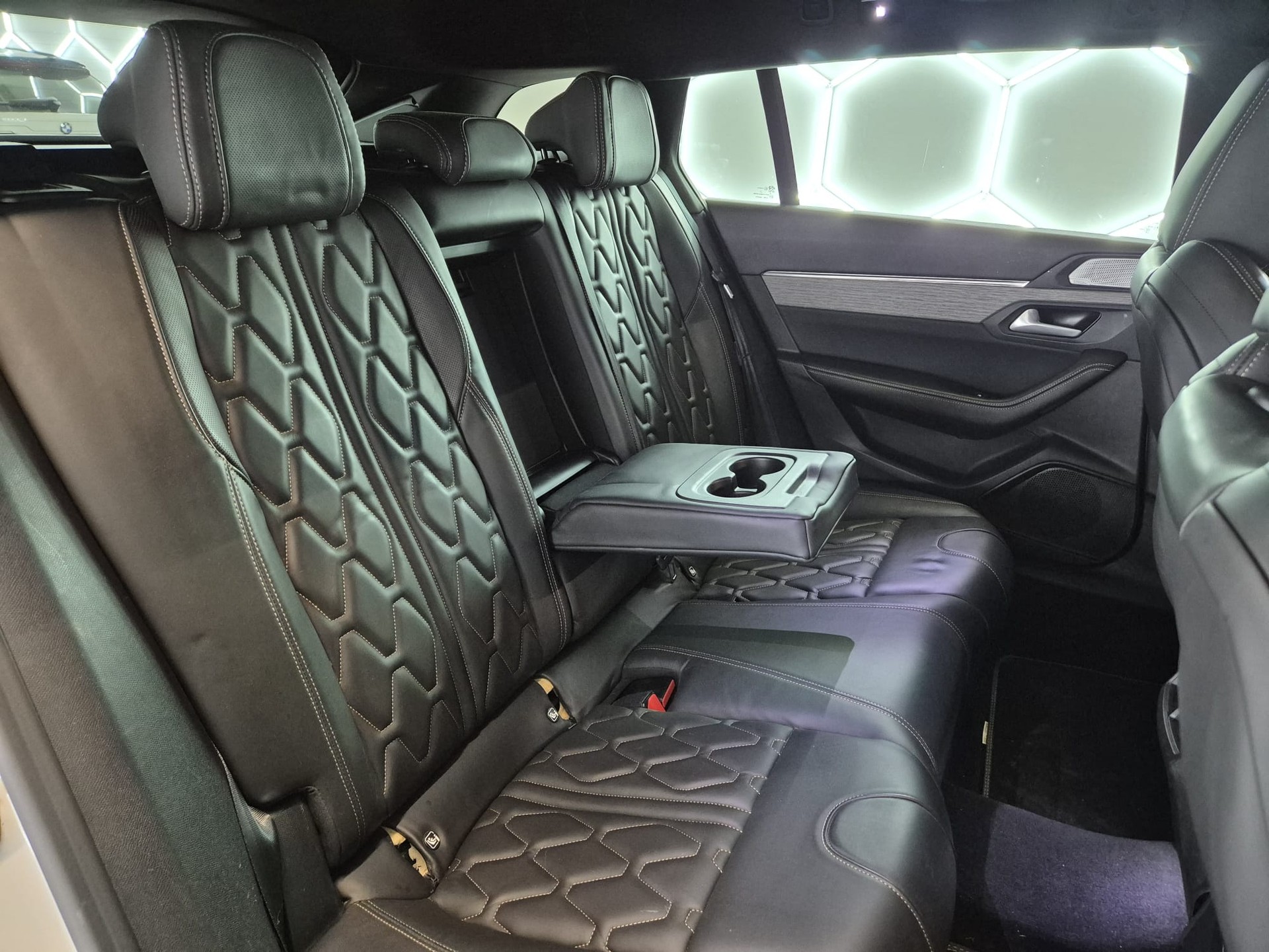 PEUGEOT 508 SW 1.6i Pure Tech GT STT-image-19