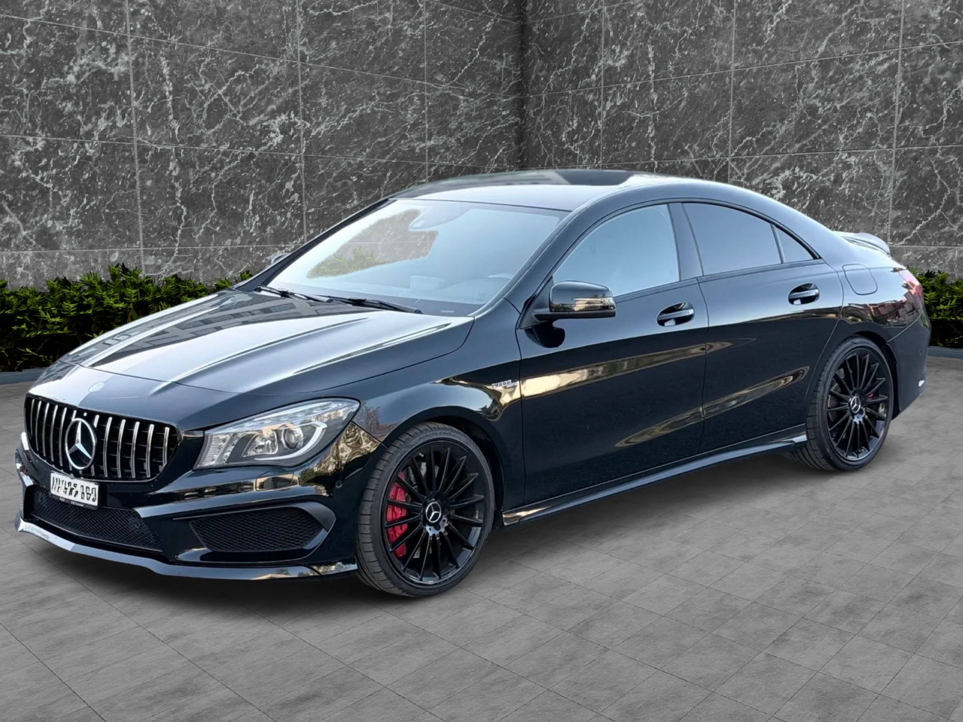 MERCEDES-BENZ CLA 45 AMG 4Matic Speedshift-image-2