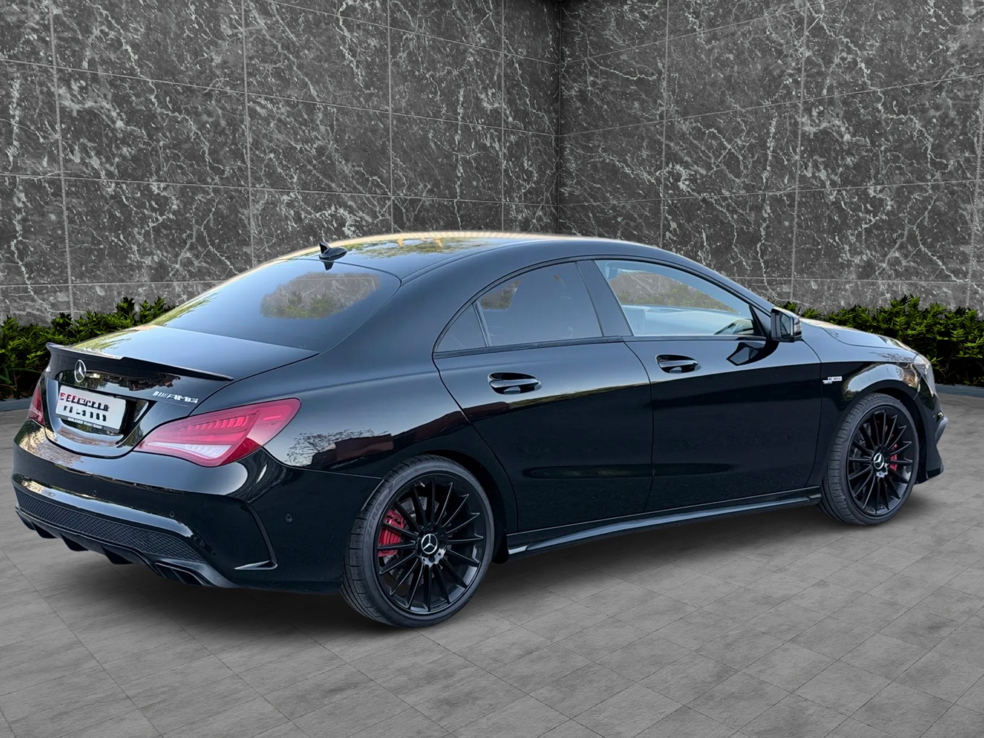 MERCEDES-BENZ CLA 45 AMG 4Matic Speedshift-image-3