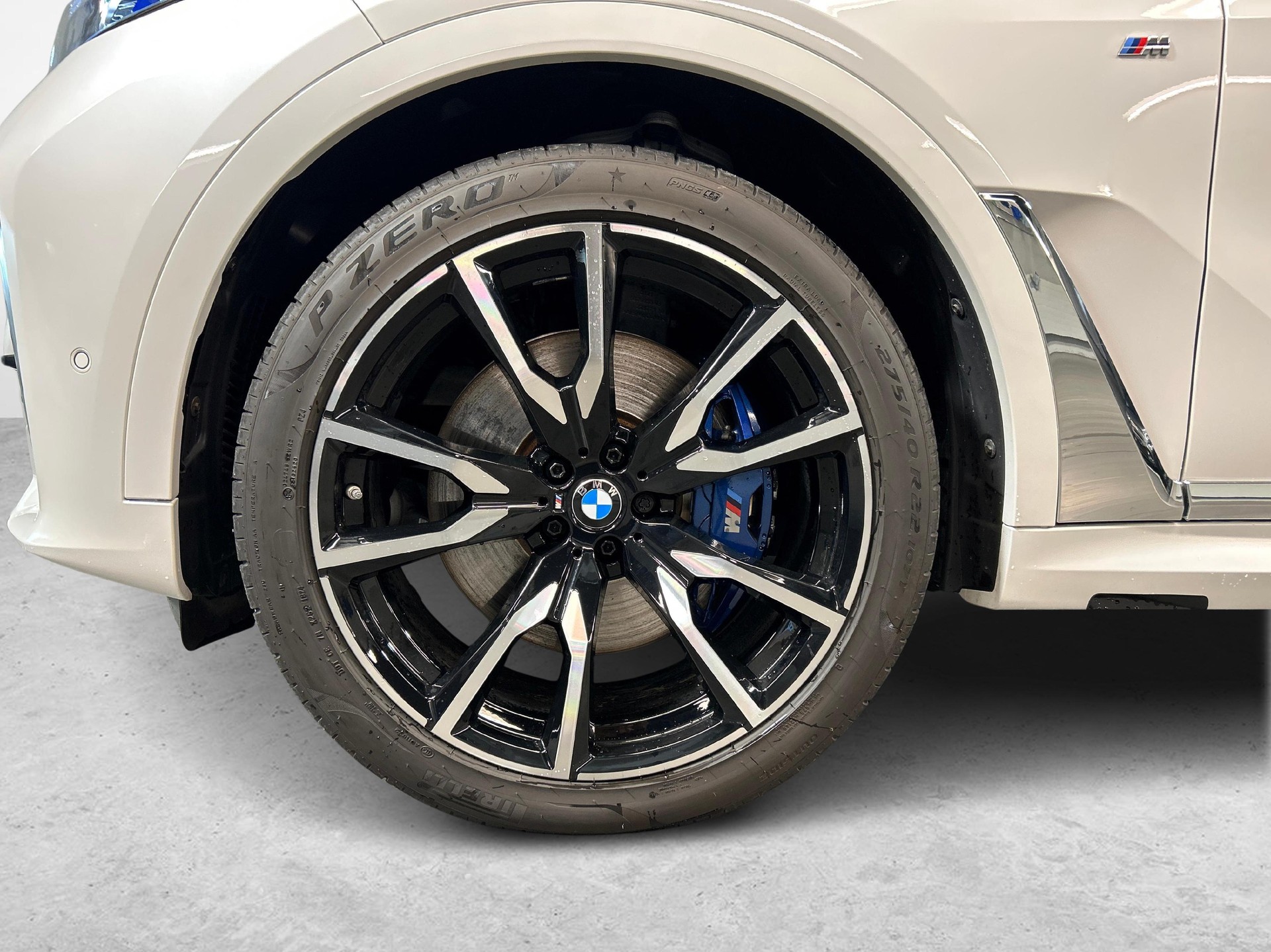 BMW X7 40d xDrive-image-12