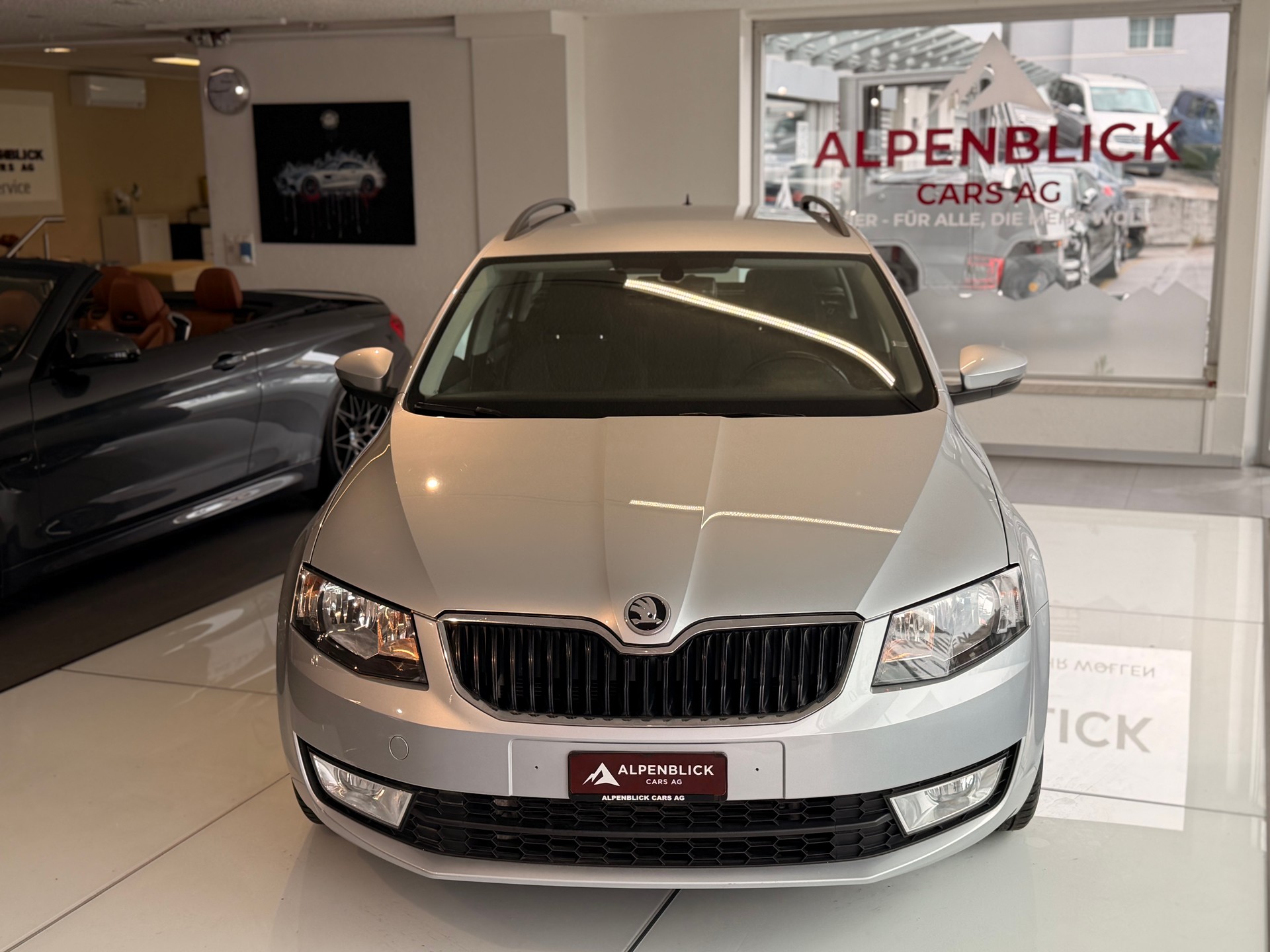 SKODA Octavia Combi 2.0 TDI Ambition 4x4 DSG-showroom-element-3