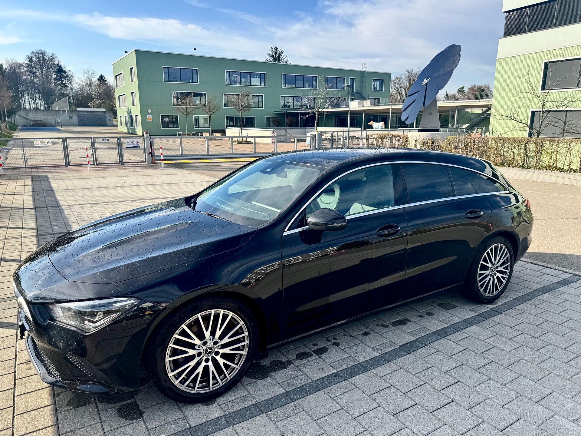 MERCEDES-BENZ CLA 200 Progressive-image-0