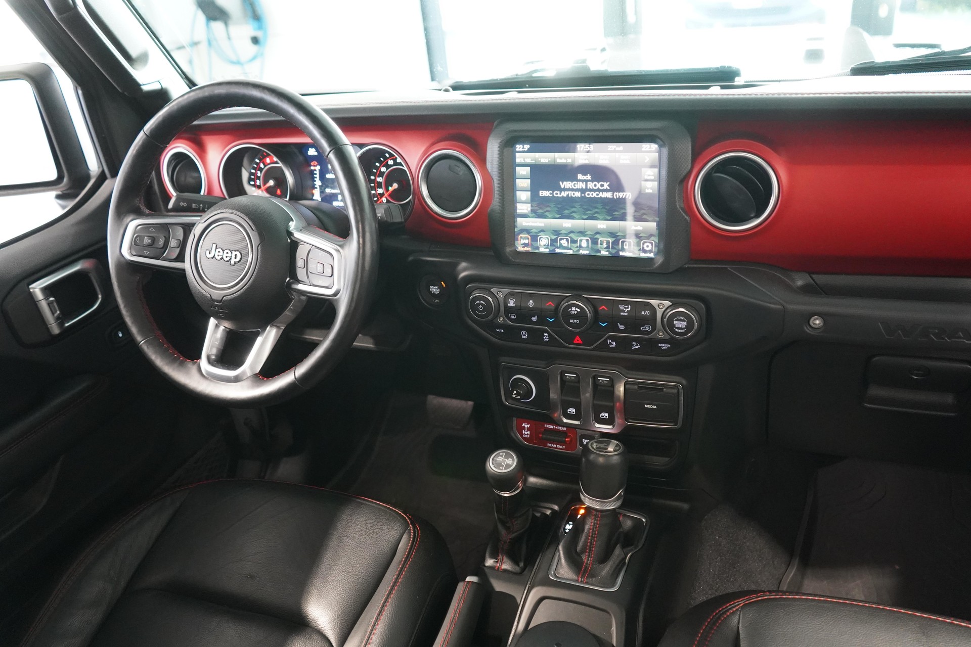 JEEP Wrangler 2.2 MultiJet Rubicon-image-10