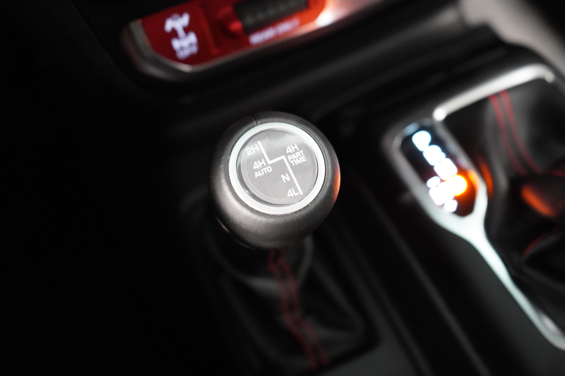 JEEP Wrangler 2.2 MultiJet Rubicon-image-17