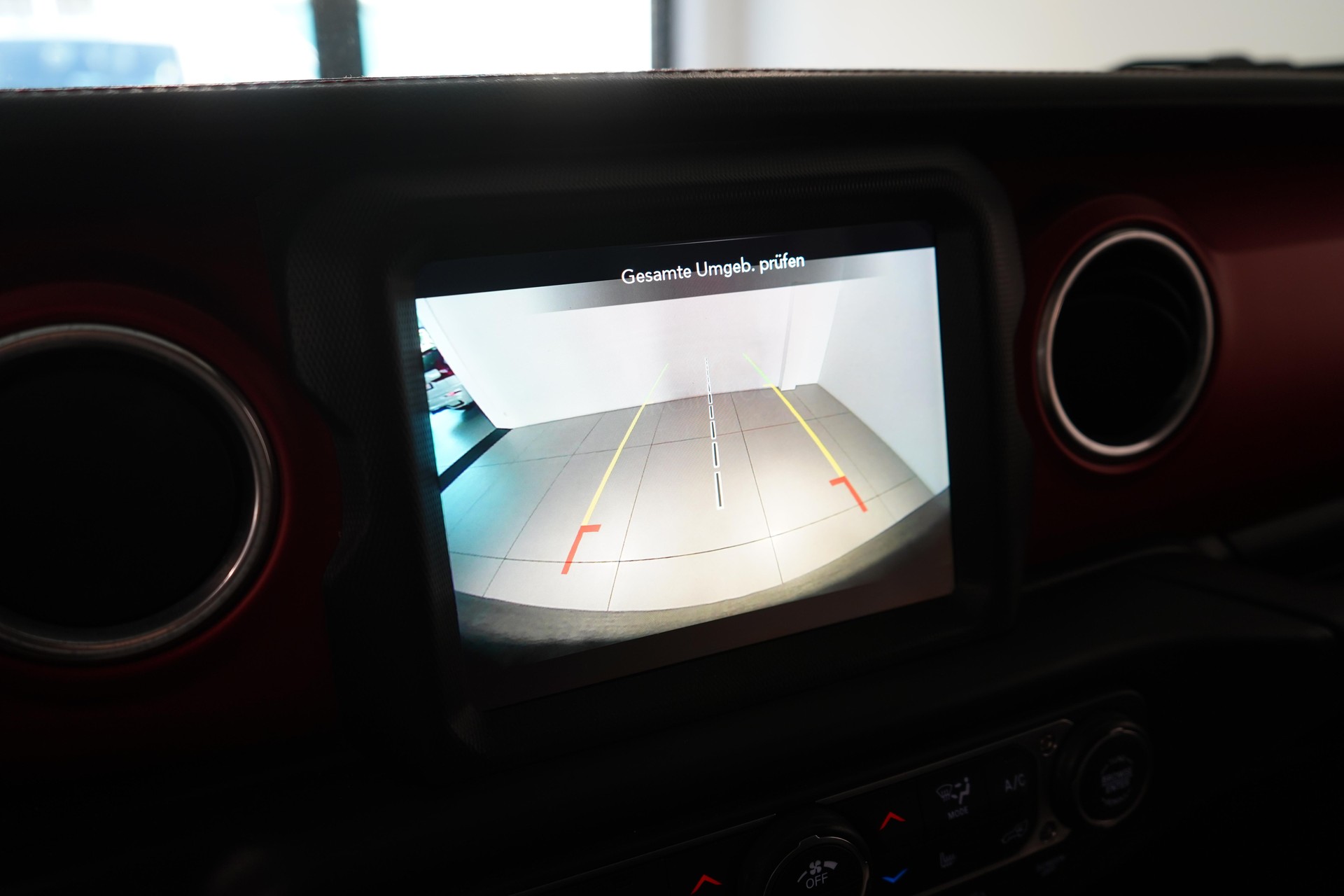 JEEP Wrangler 2.2 MultiJet Rubicon-image-13