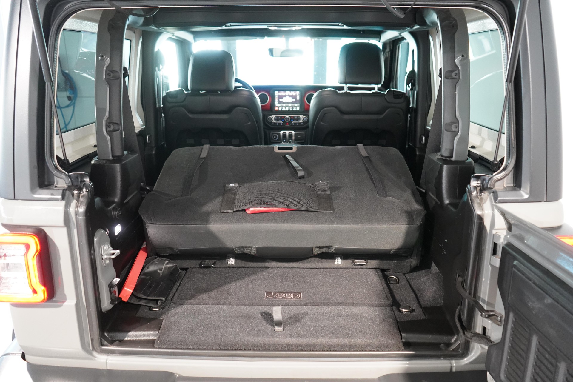 JEEP Wrangler 2.2 MultiJet Rubicon-image-6