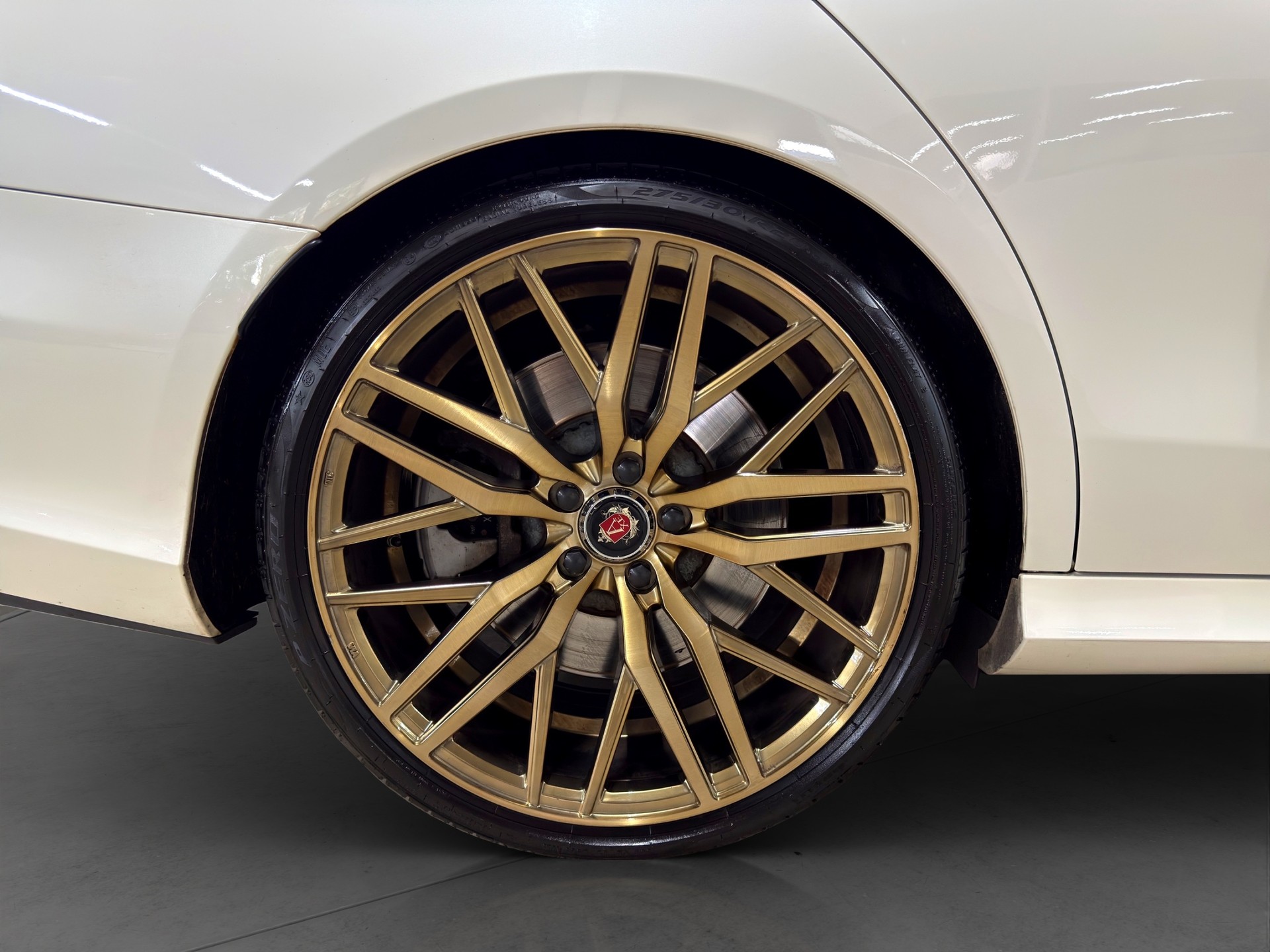 MERCEDES-BENZ E 450 AMG Line 4Matic 9G-Tronic-image-9