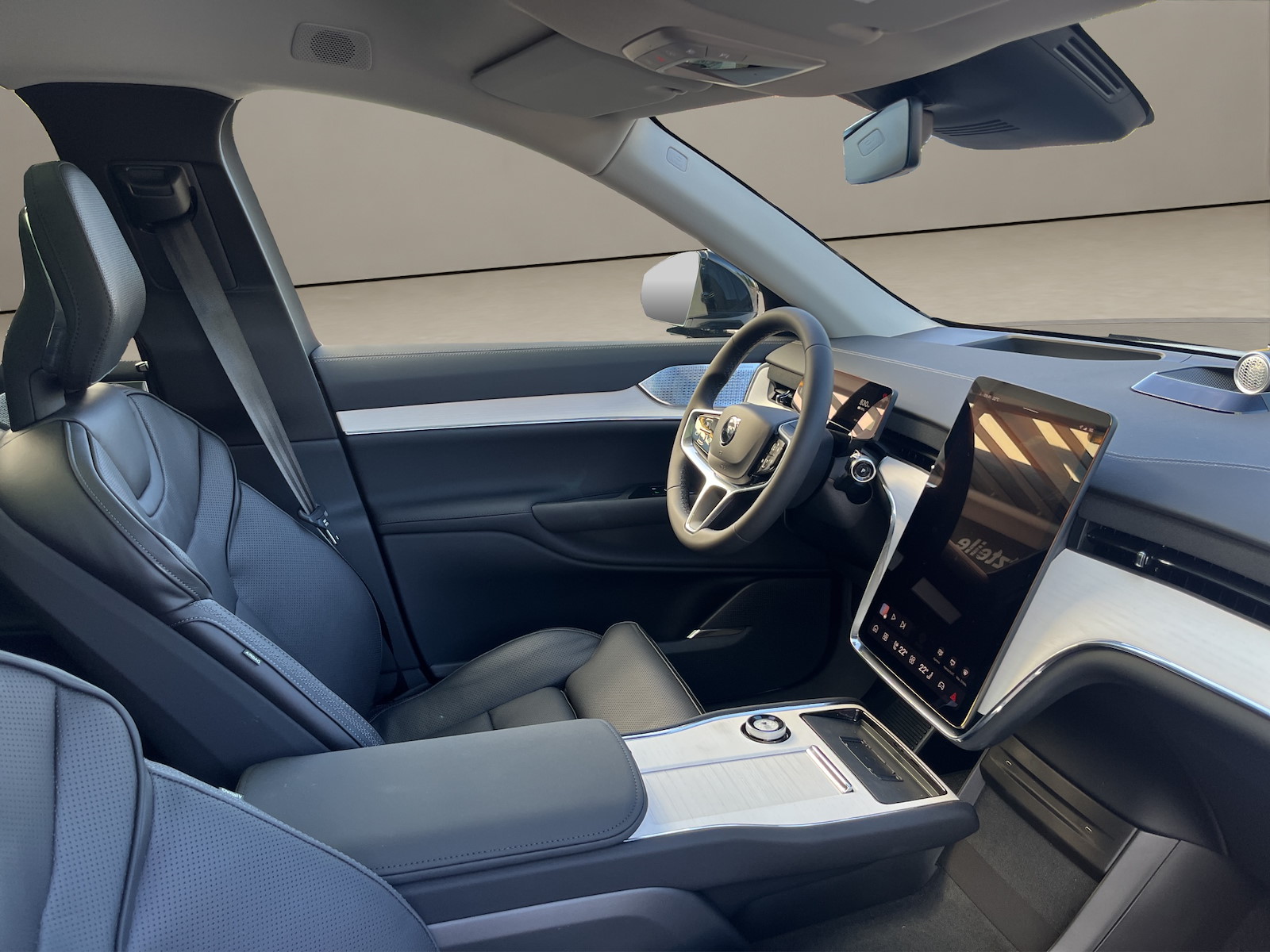 VOLVO EX 90 Twin Performance Ultra AWDD-image-10